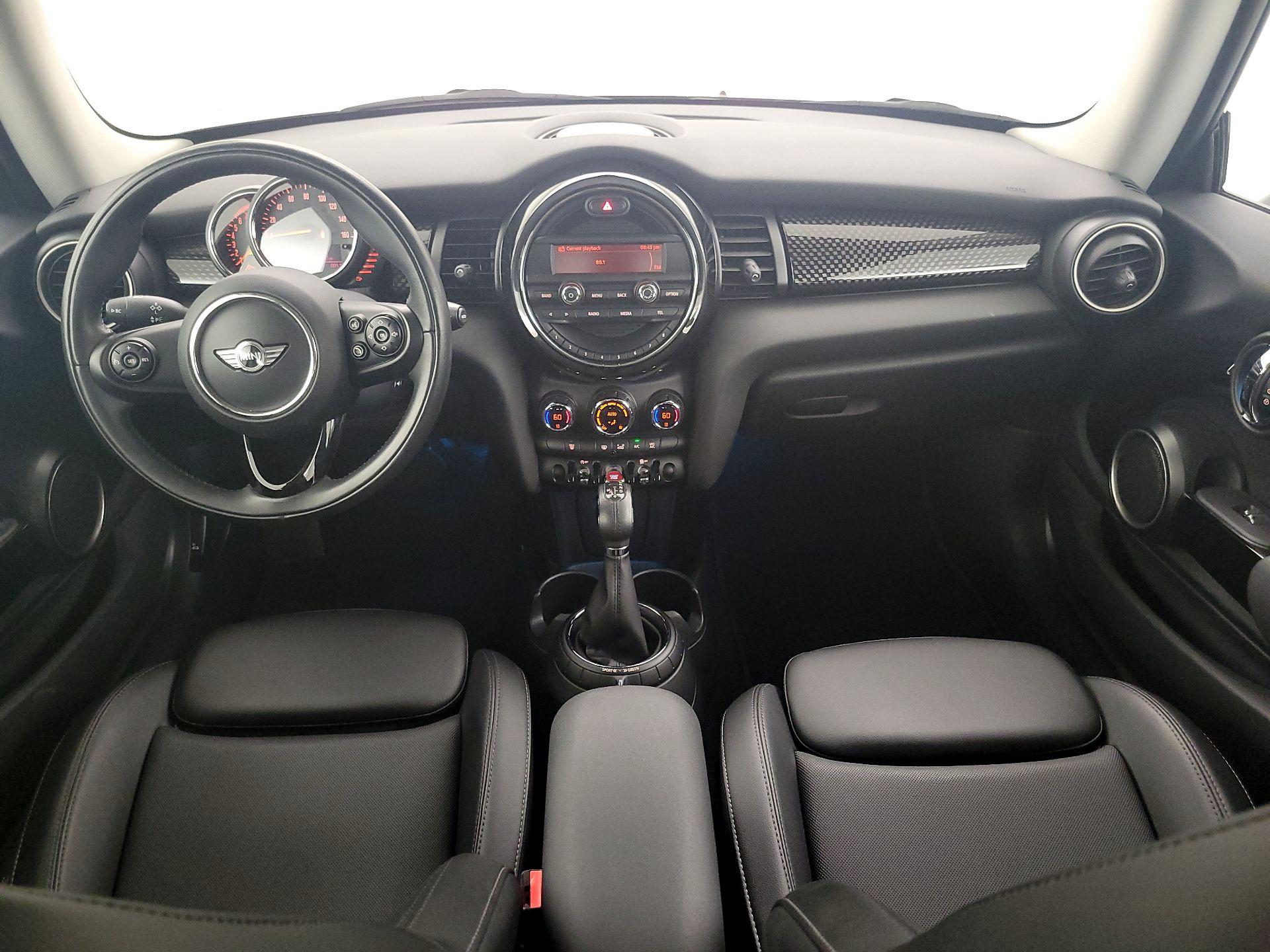 Thumbnail: 2015 MINI Cooper Hardtop - 9