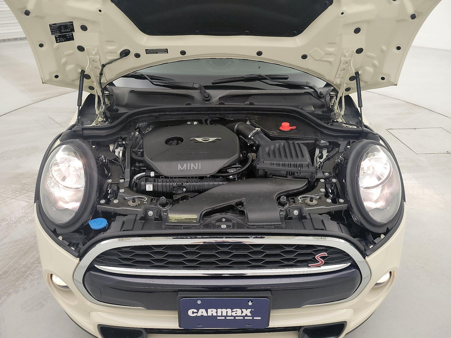 Thumbnail: 2015 MINI Cooper Hardtop - 20