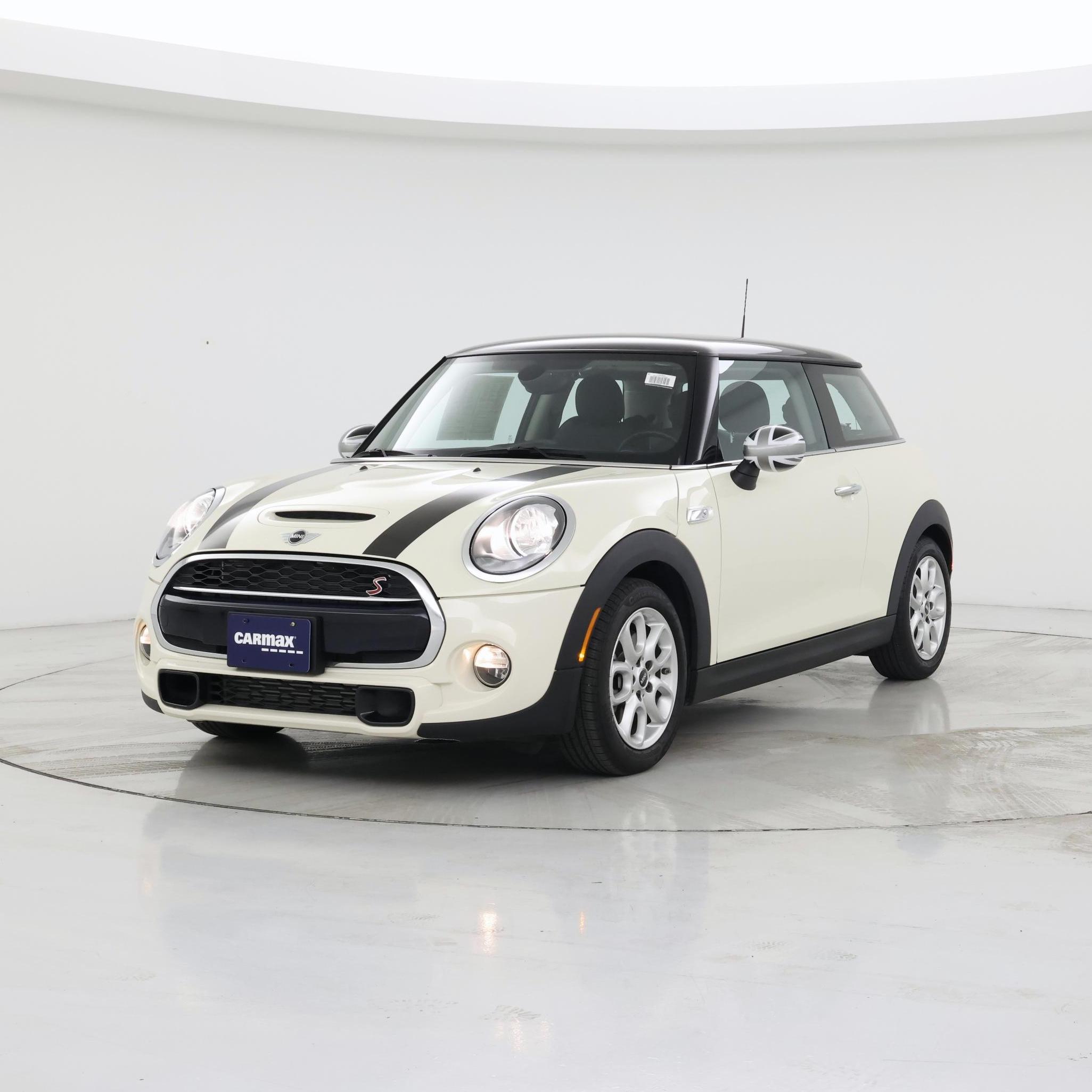 Thumbnail: 2015 MINI Cooper Hardtop - 4
