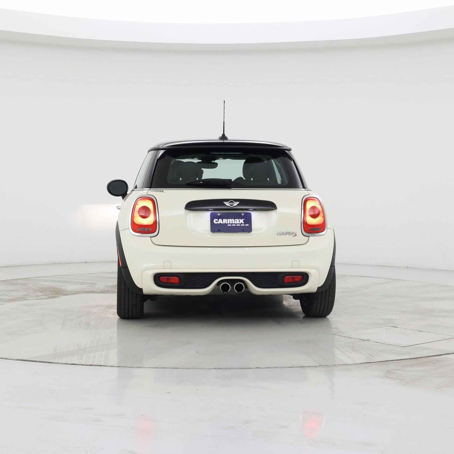 Thumbnail: 2015 MINI Cooper Hardtop - 6