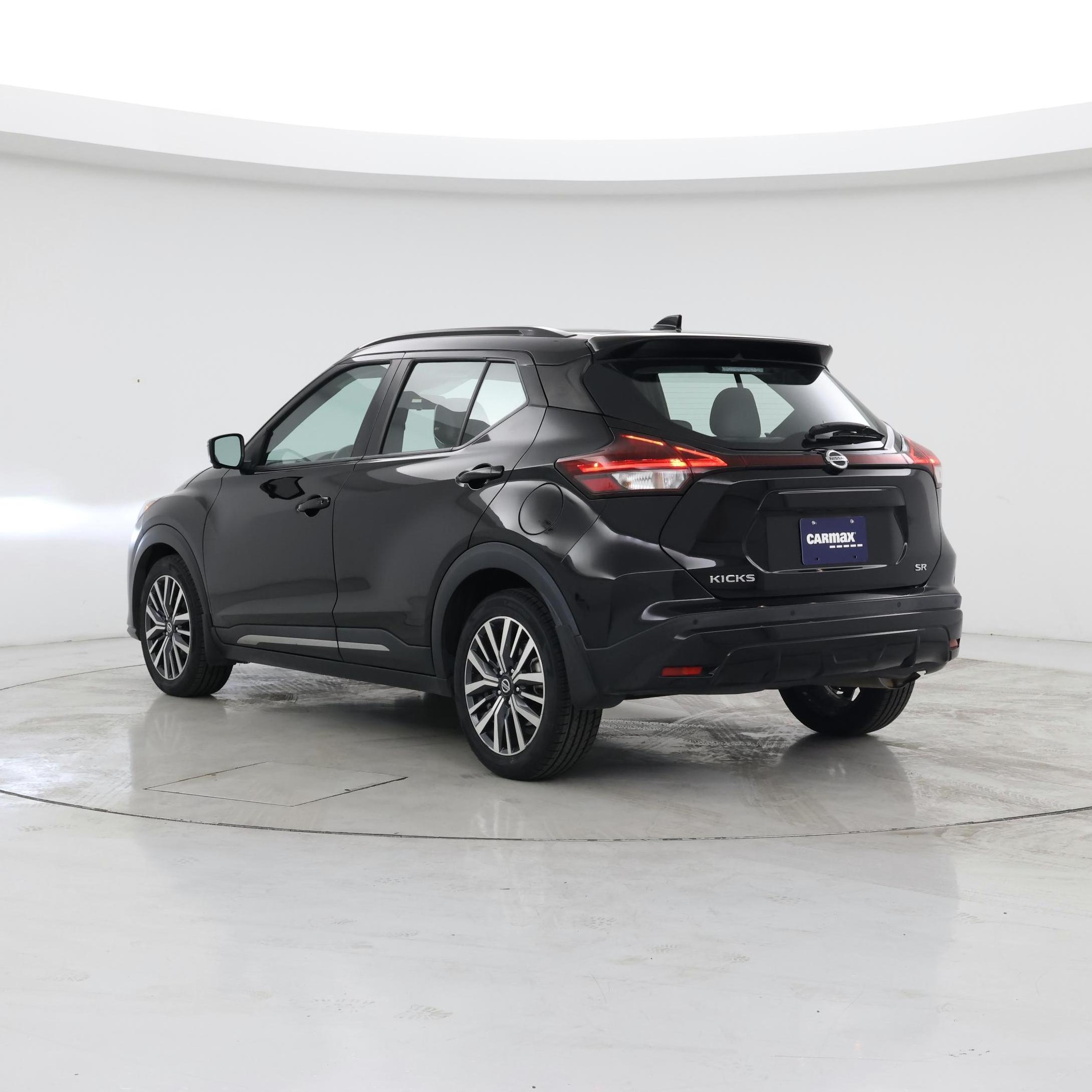 Thumbnail: 2021 Nissan Kicks - 2