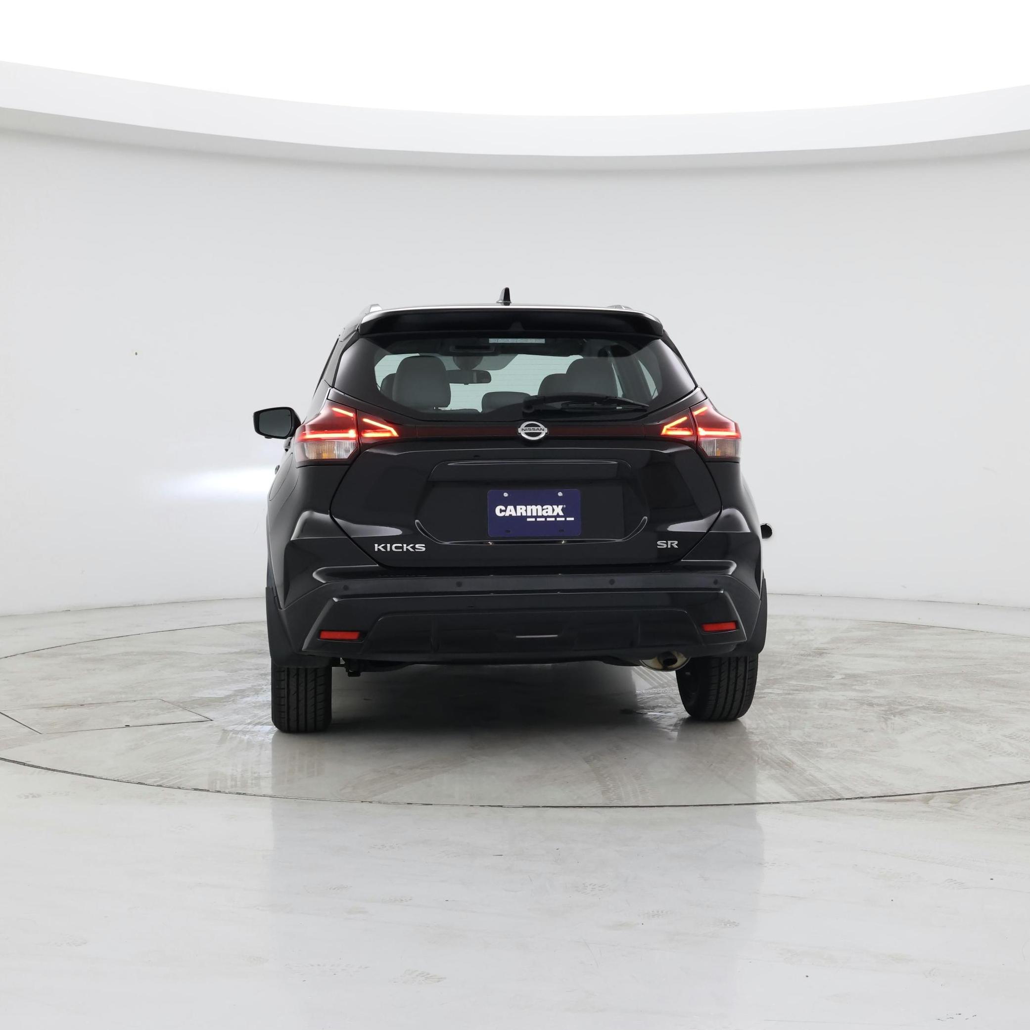 Thumbnail: 2021 Nissan Kicks - 6