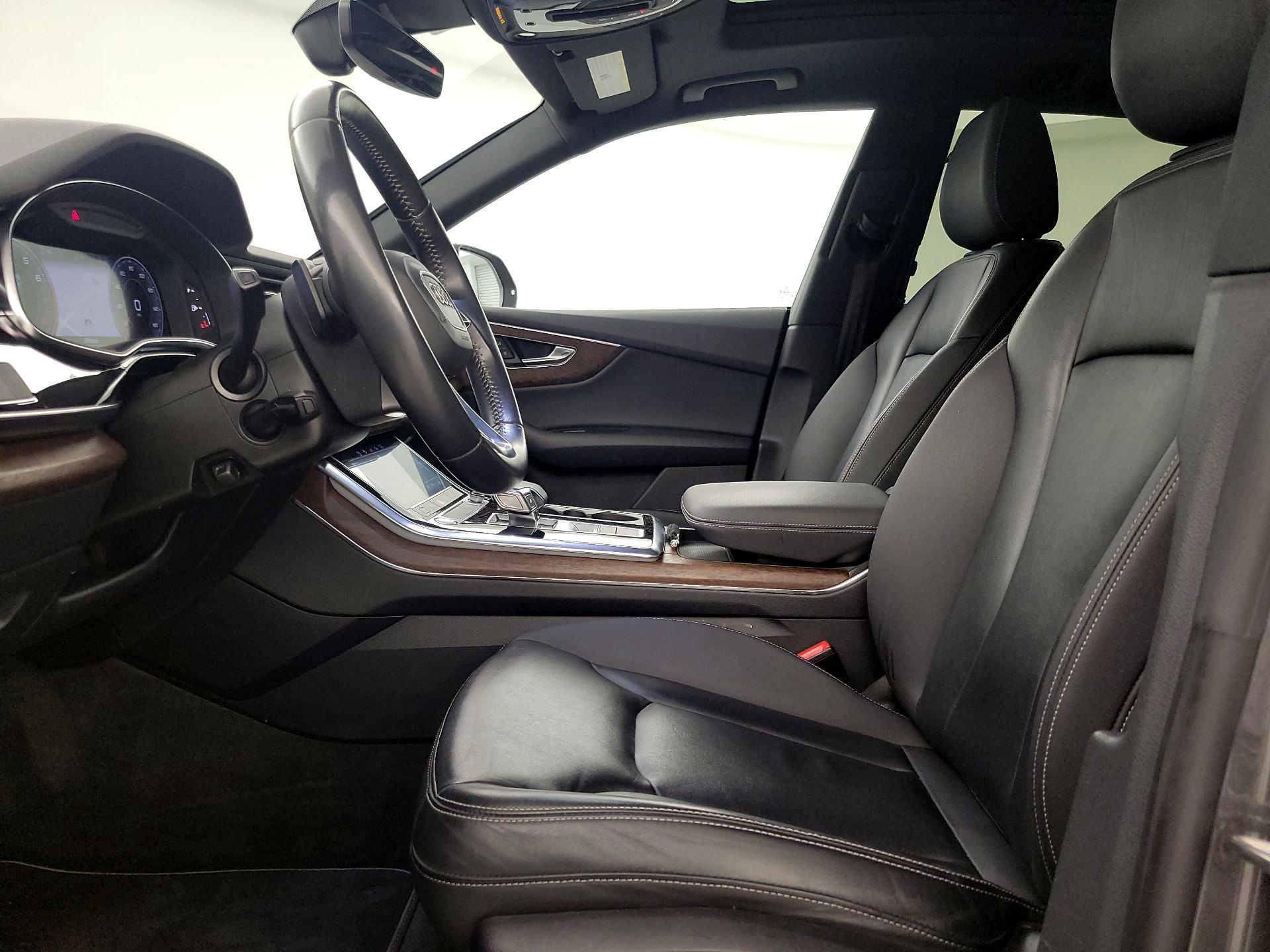 Thumbnail: 2020 Audi Q8 - 11