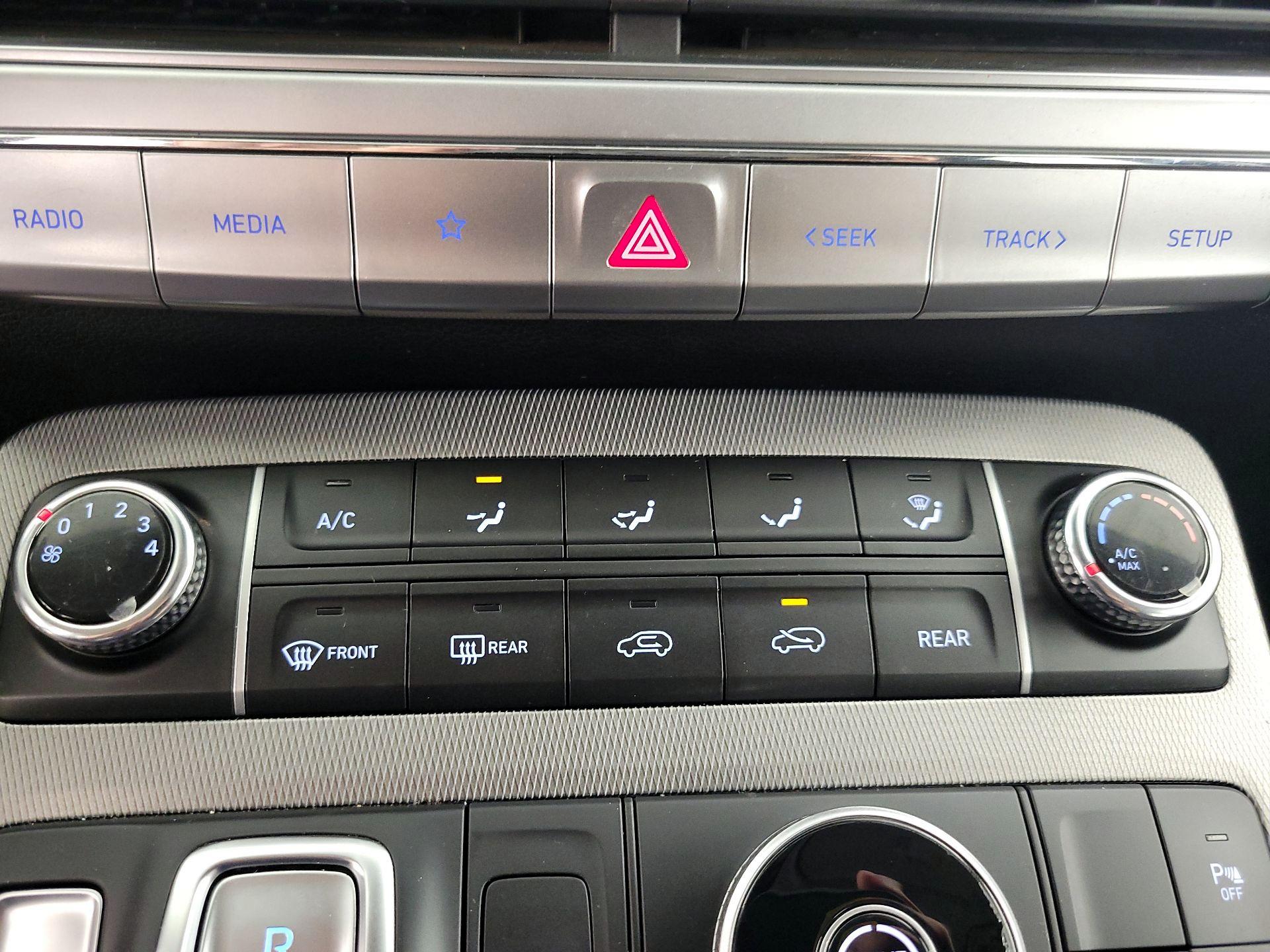 Thumbnail: 2022 Hyundai Palisade - 16