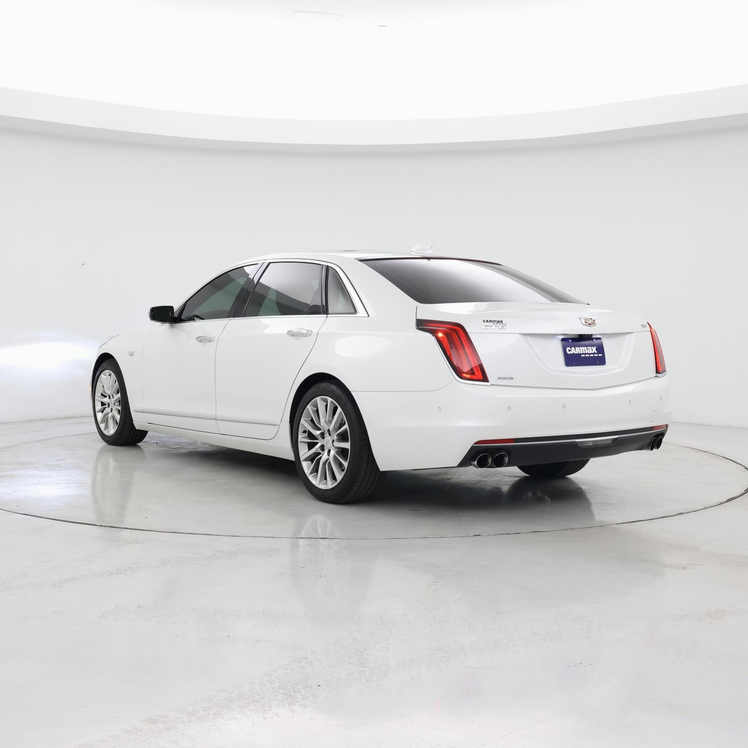 Thumbnail: 2017 Cadillac CT6 - 2