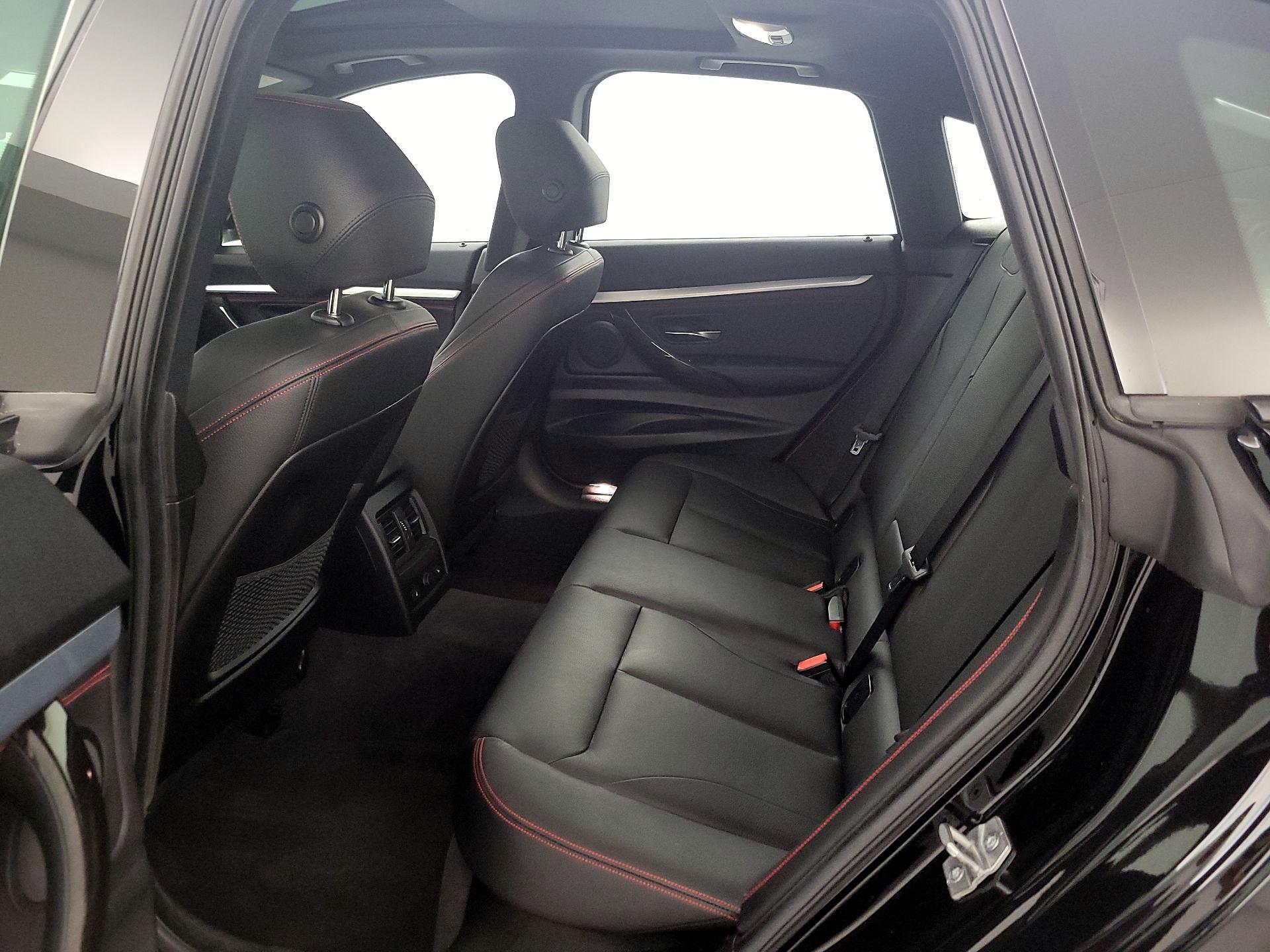 Thumbnail: 2015 BMW 3 Series - 20