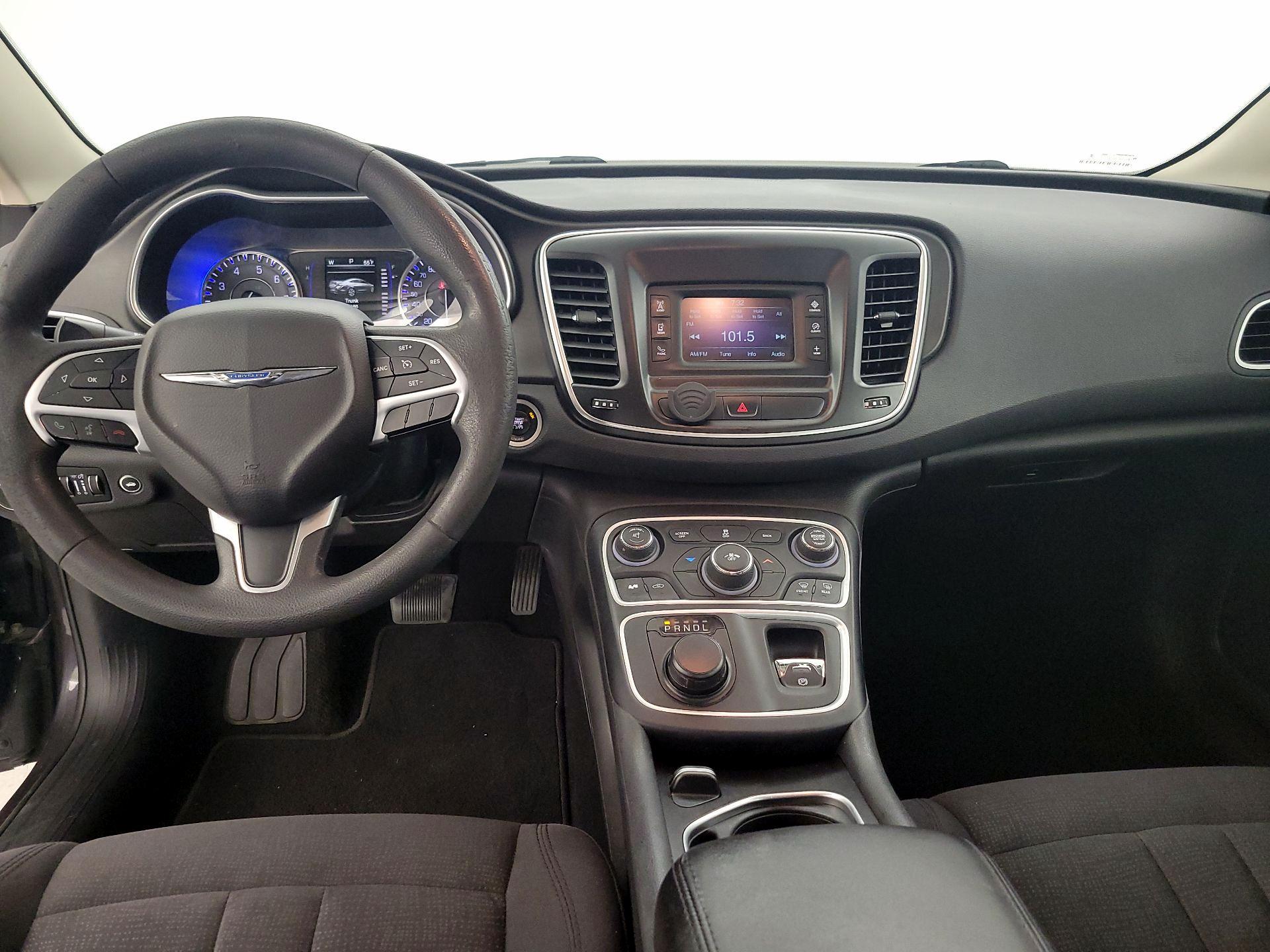 Thumbnail: 2015 Chrysler 200 - 9