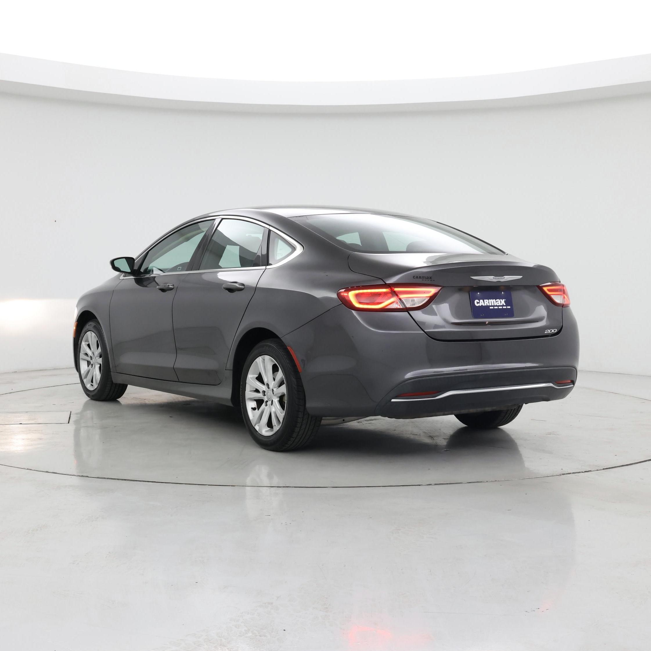 Thumbnail: 2015 Chrysler 200 - 2