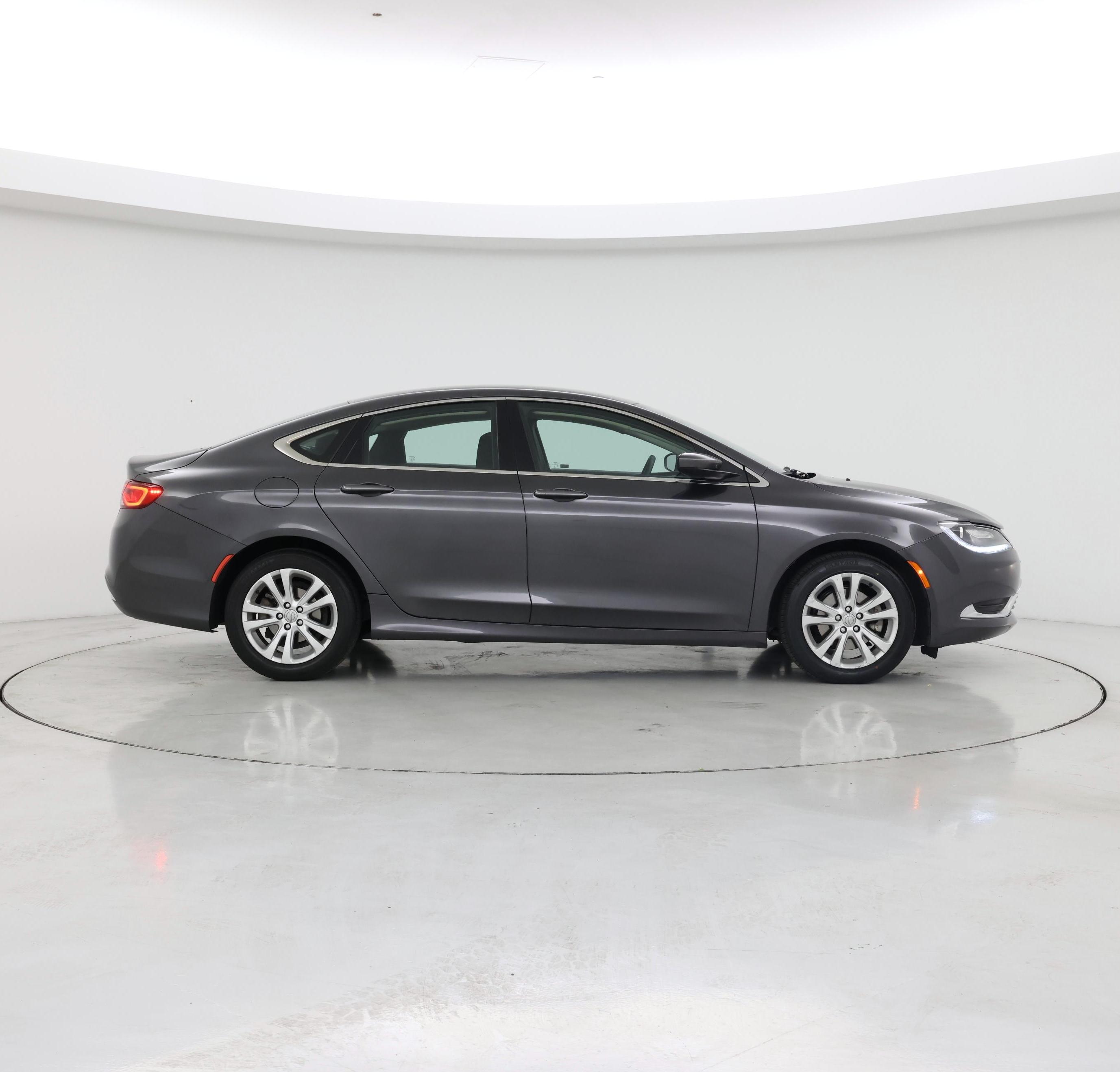 Thumbnail: 2015 Chrysler 200 - 7