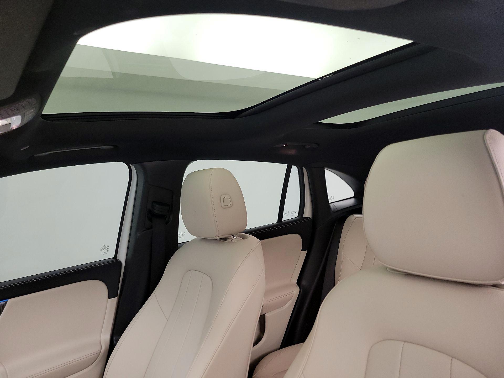 Thumbnail: 2022 Mercedes-Benz GLA - 20