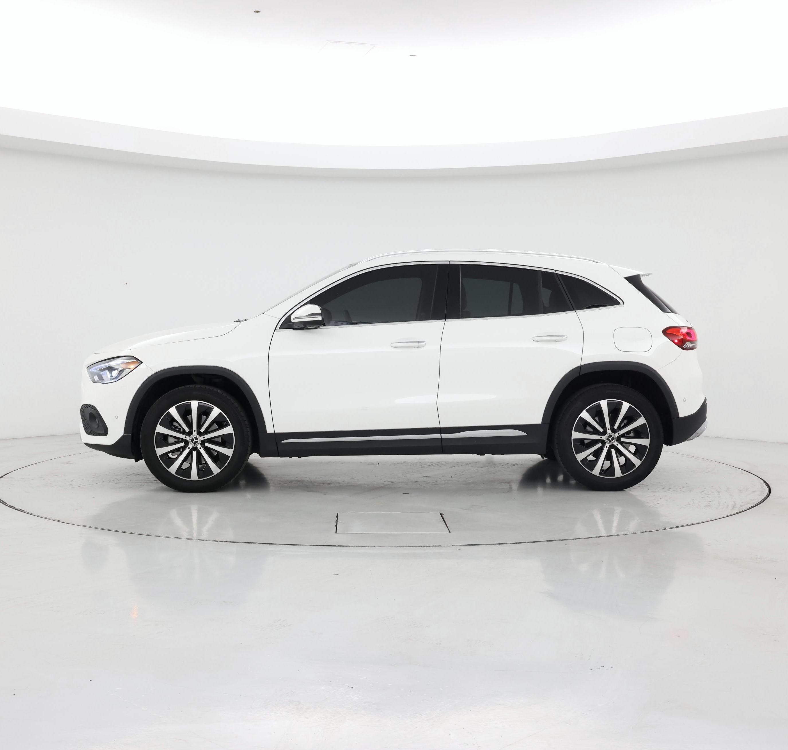 Thumbnail: 2022 Mercedes-Benz GLA - 3