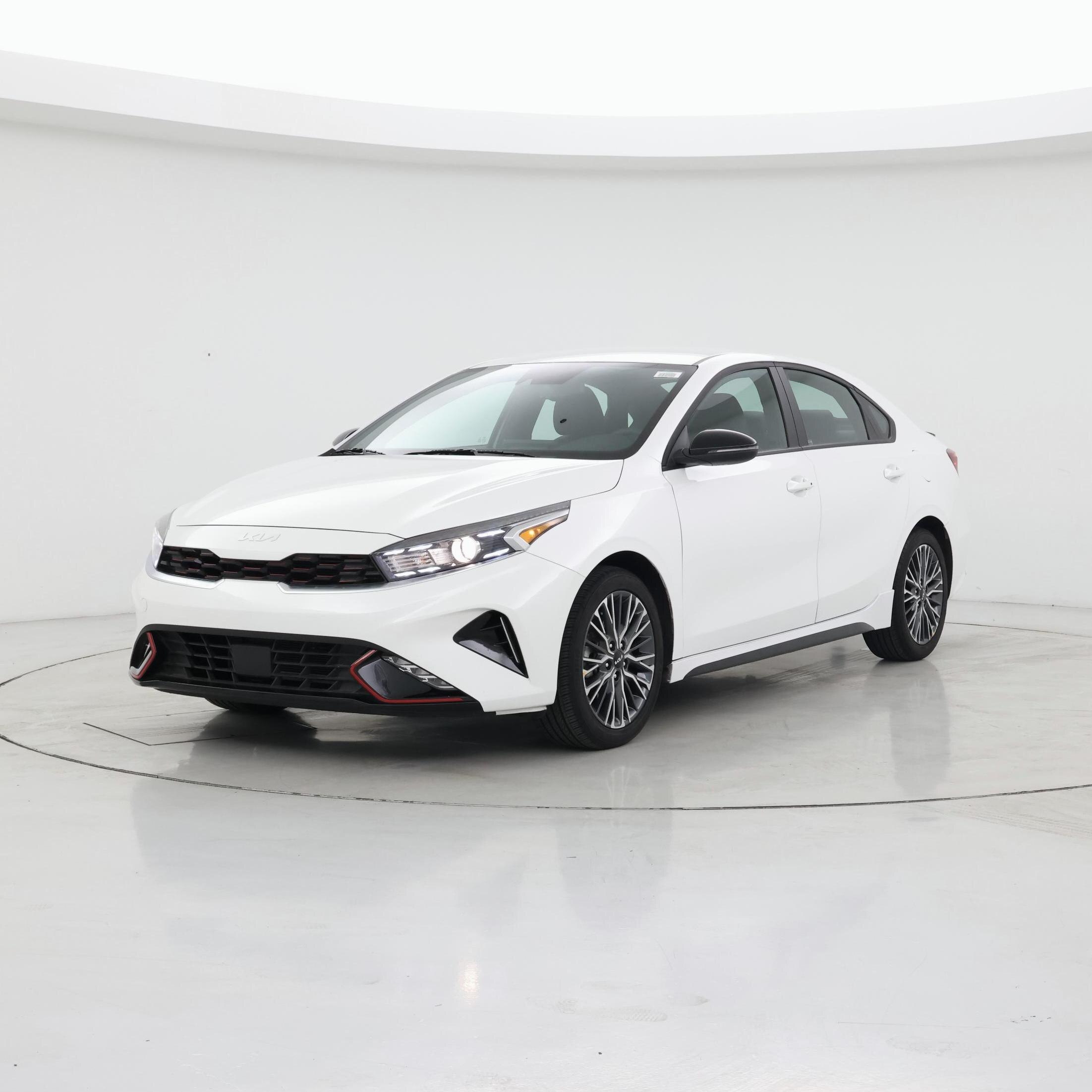 Thumbnail: 2024 Kia Forte - 4