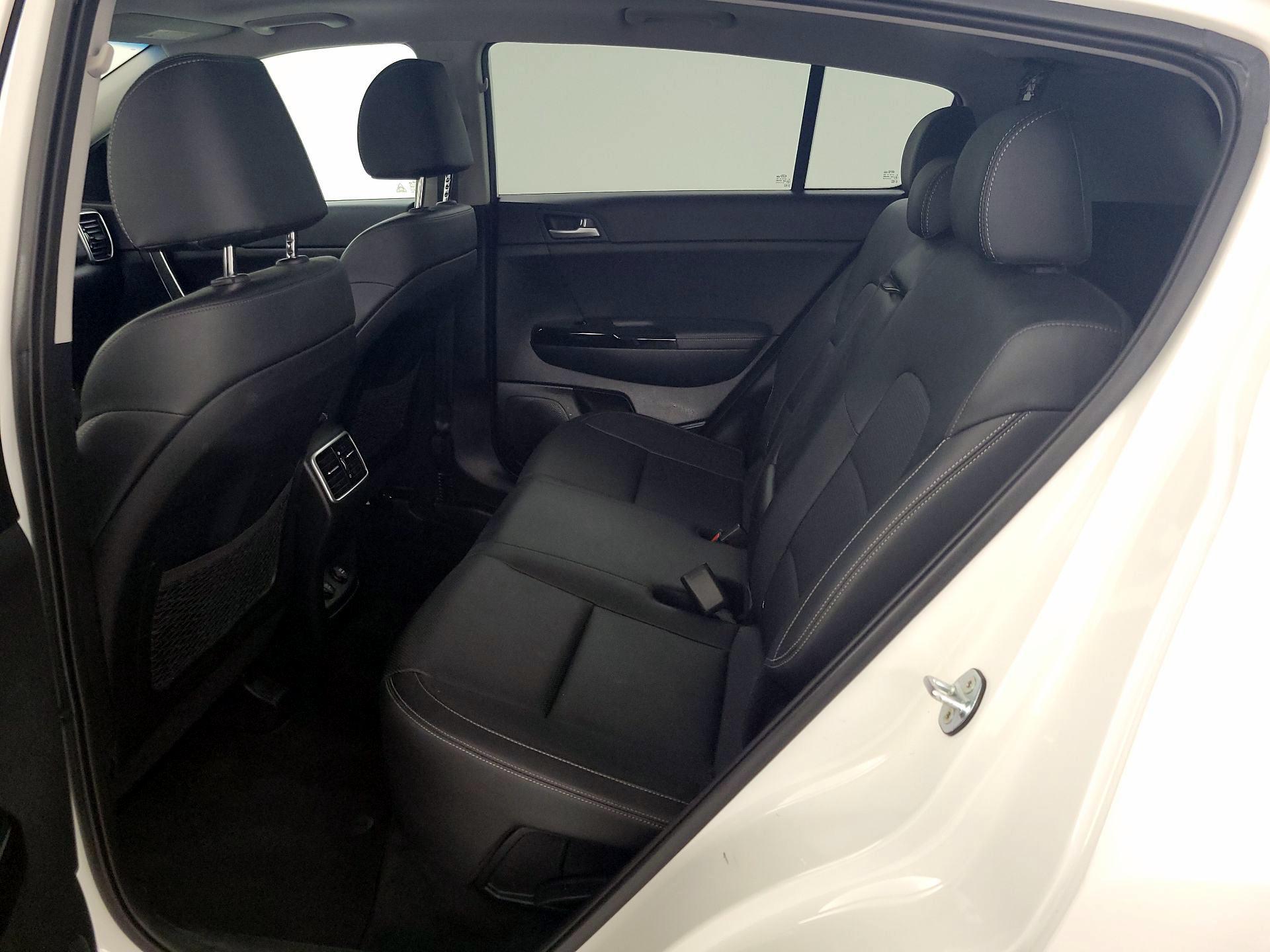 Thumbnail: 2021 Kia Sportage - 20