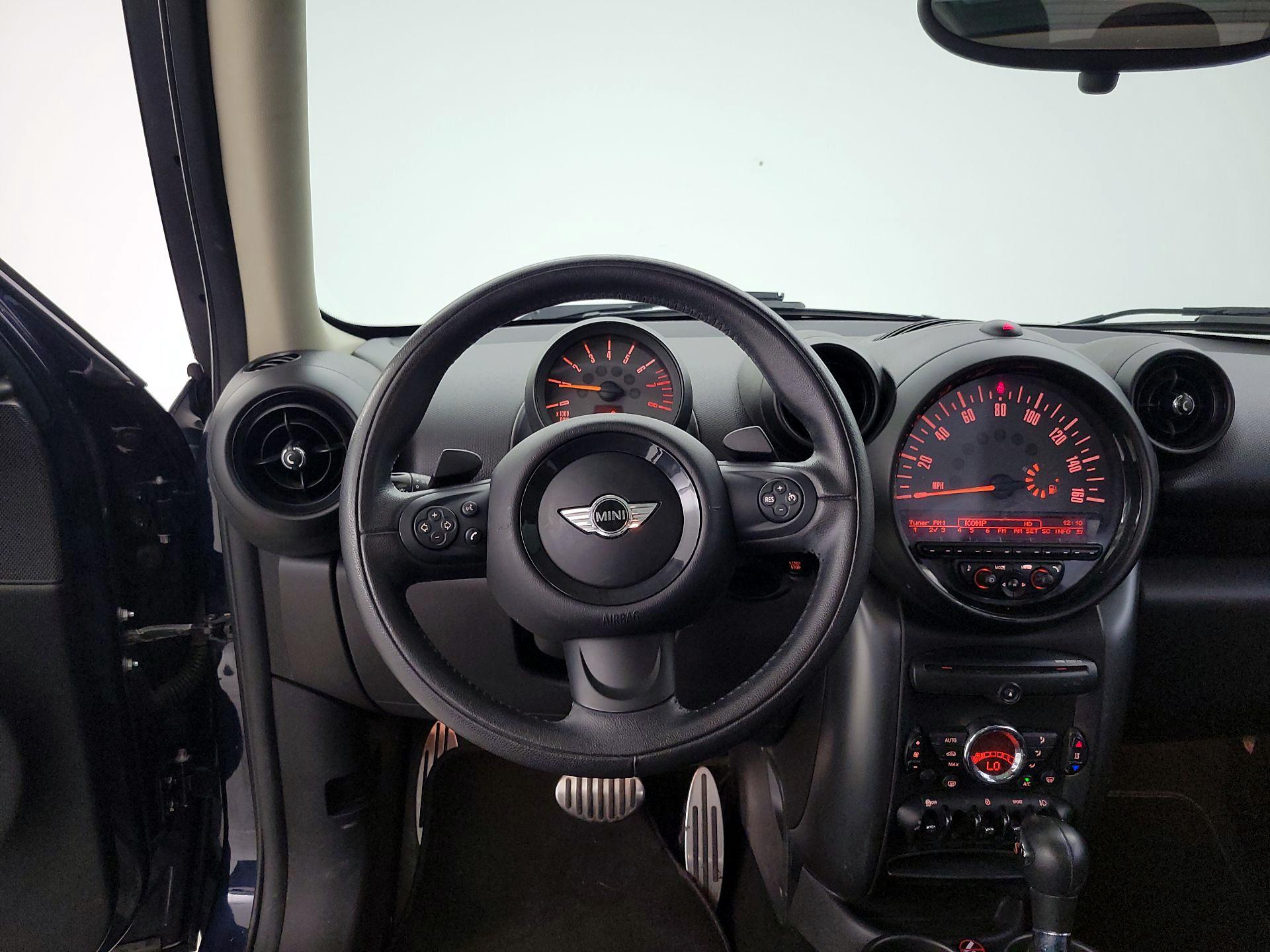 Thumbnail: 2016 MINI Cooper Countryman - 10