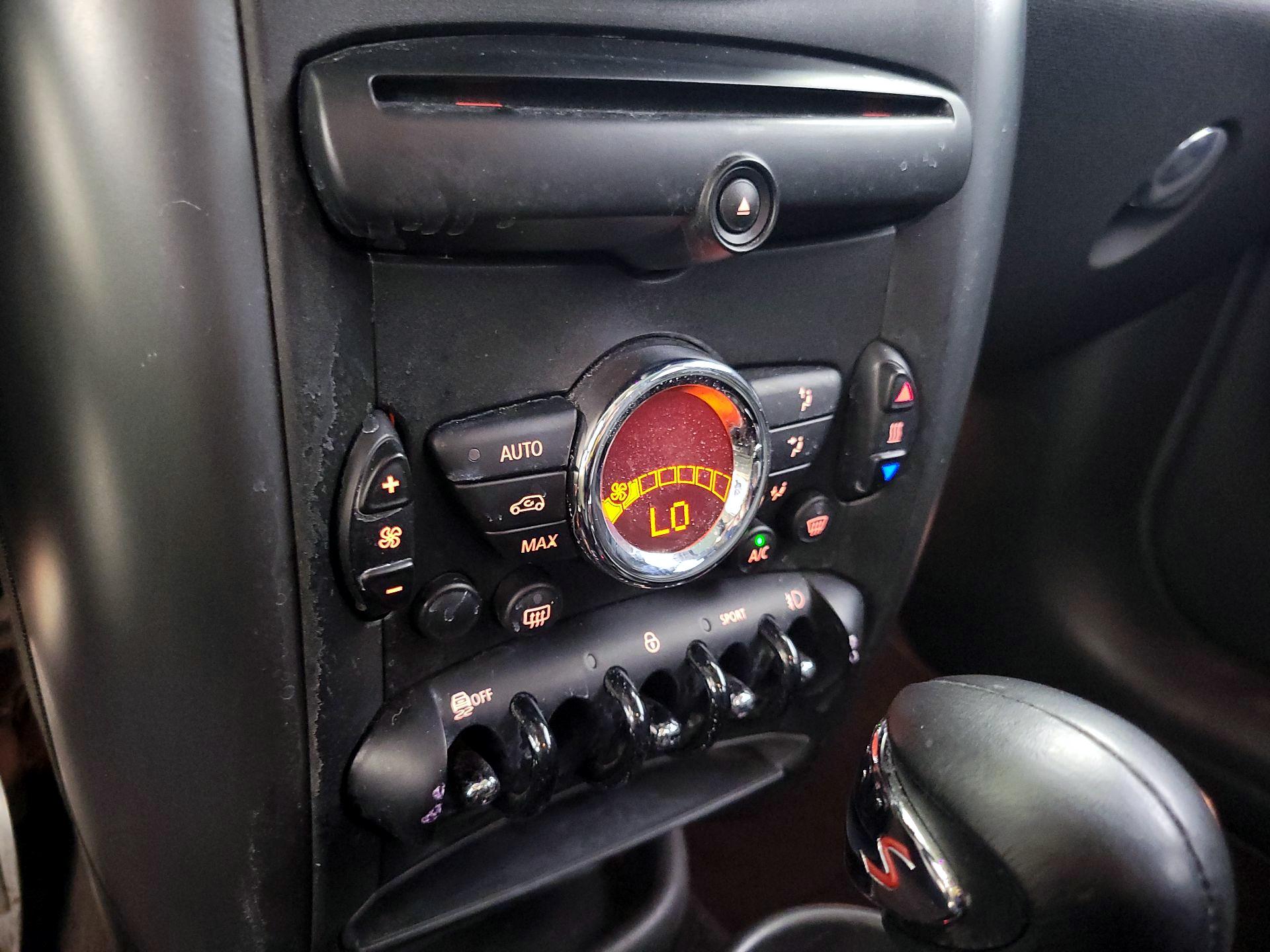 Thumbnail: 2016 MINI Cooper Countryman - 14