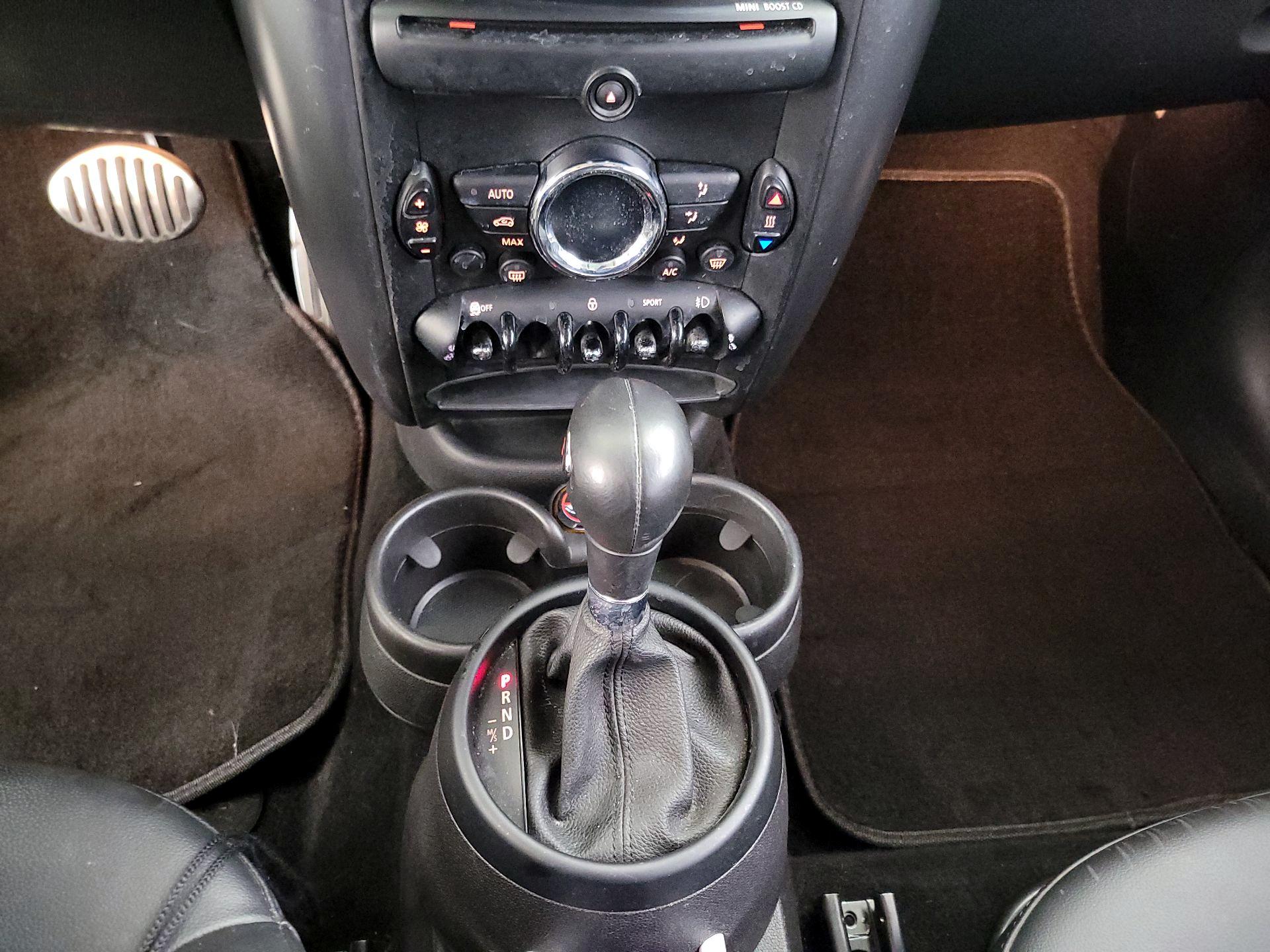 Thumbnail: 2016 MINI Cooper Countryman - 15