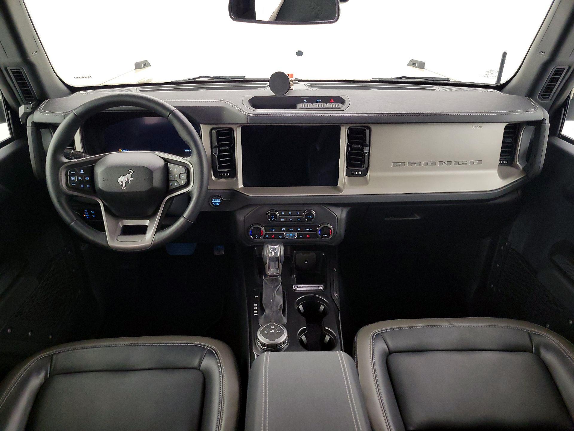 Thumbnail: 2025 Ford Bronco - 9