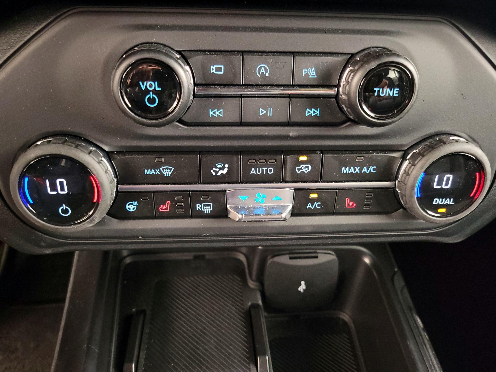 Thumbnail: 2025 Ford Bronco - 17