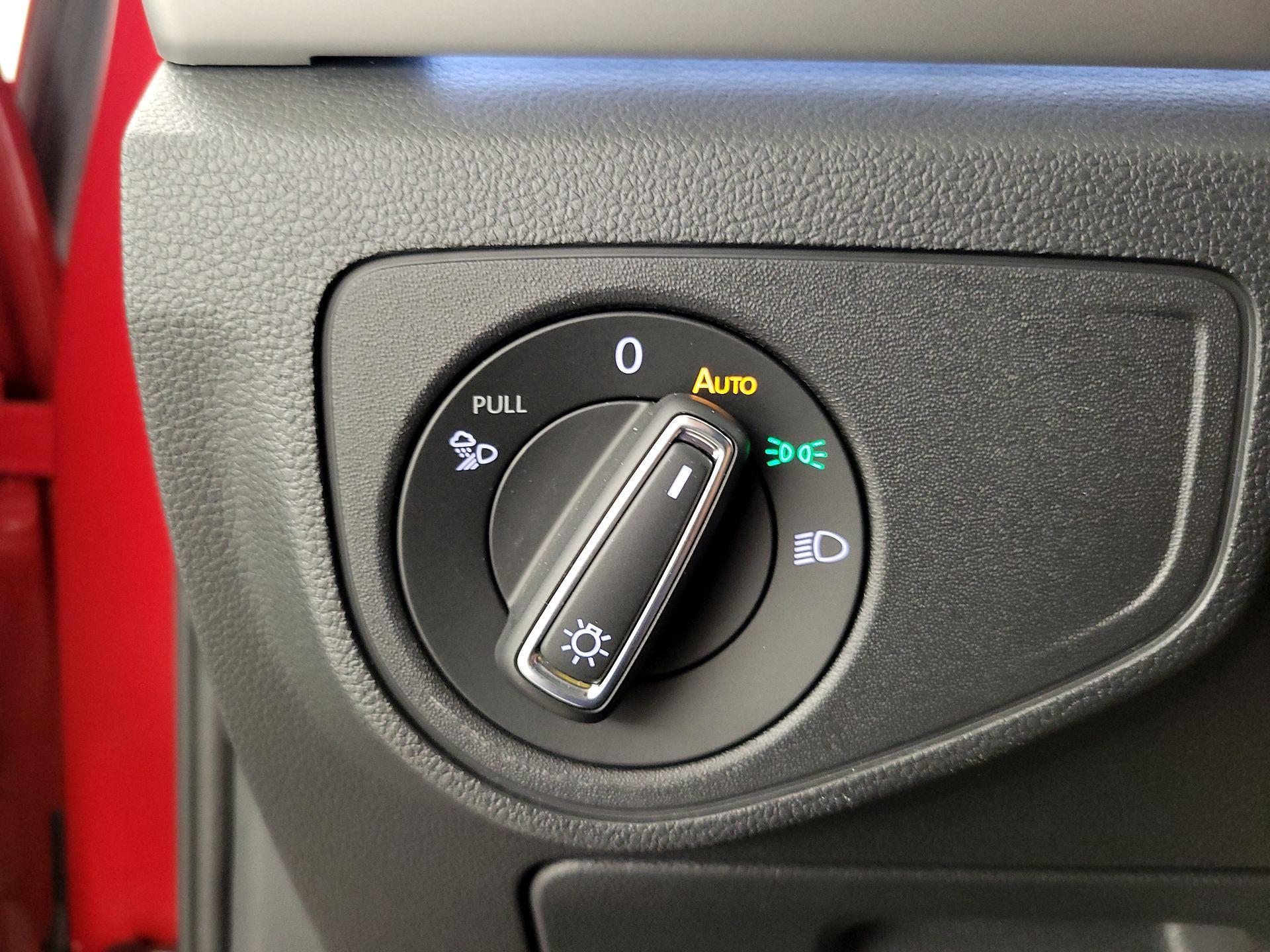 Thumbnail: 2023 Volkswagen Atlas - 13