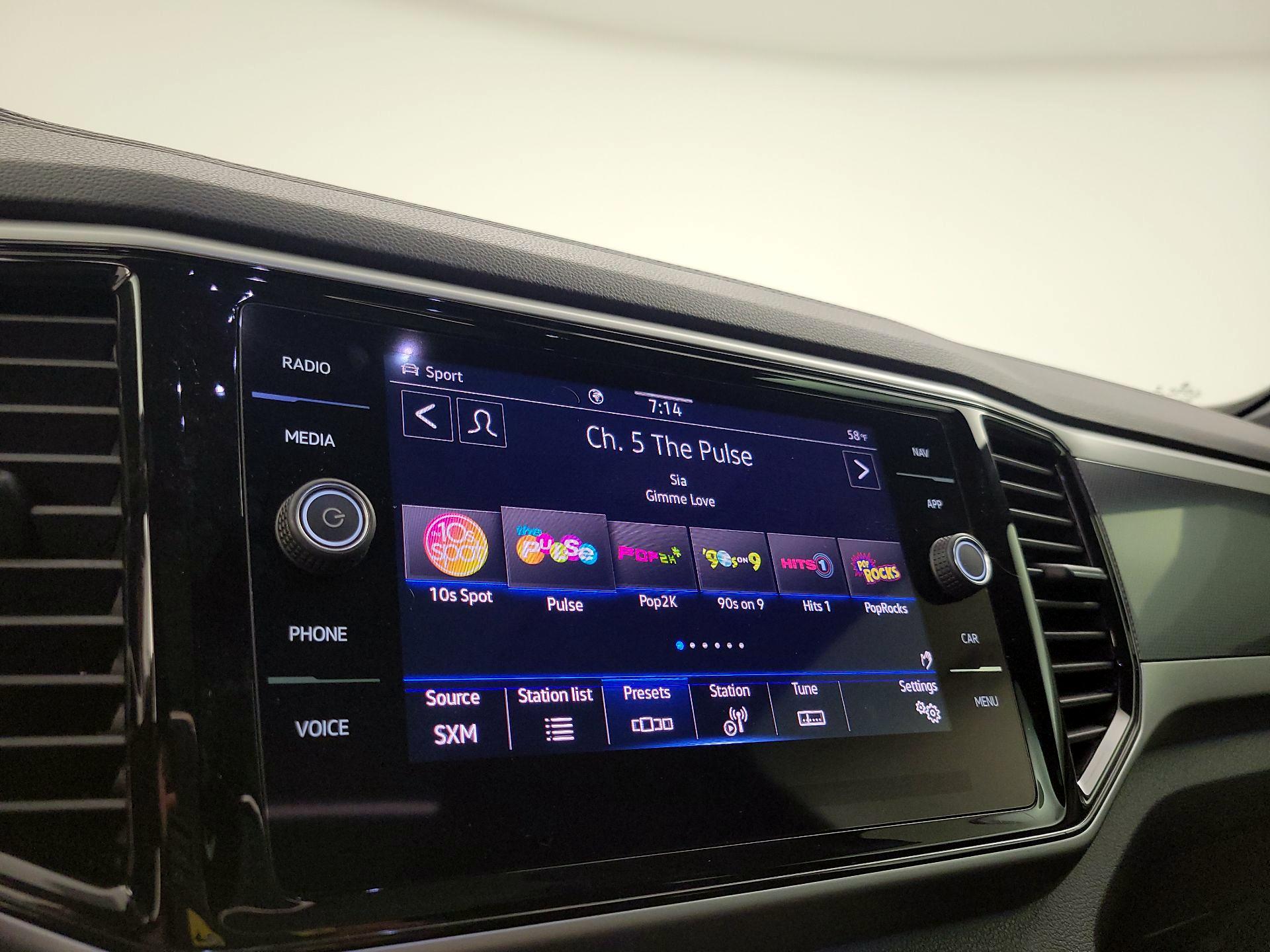 Thumbnail: 2023 Volkswagen Atlas - 15