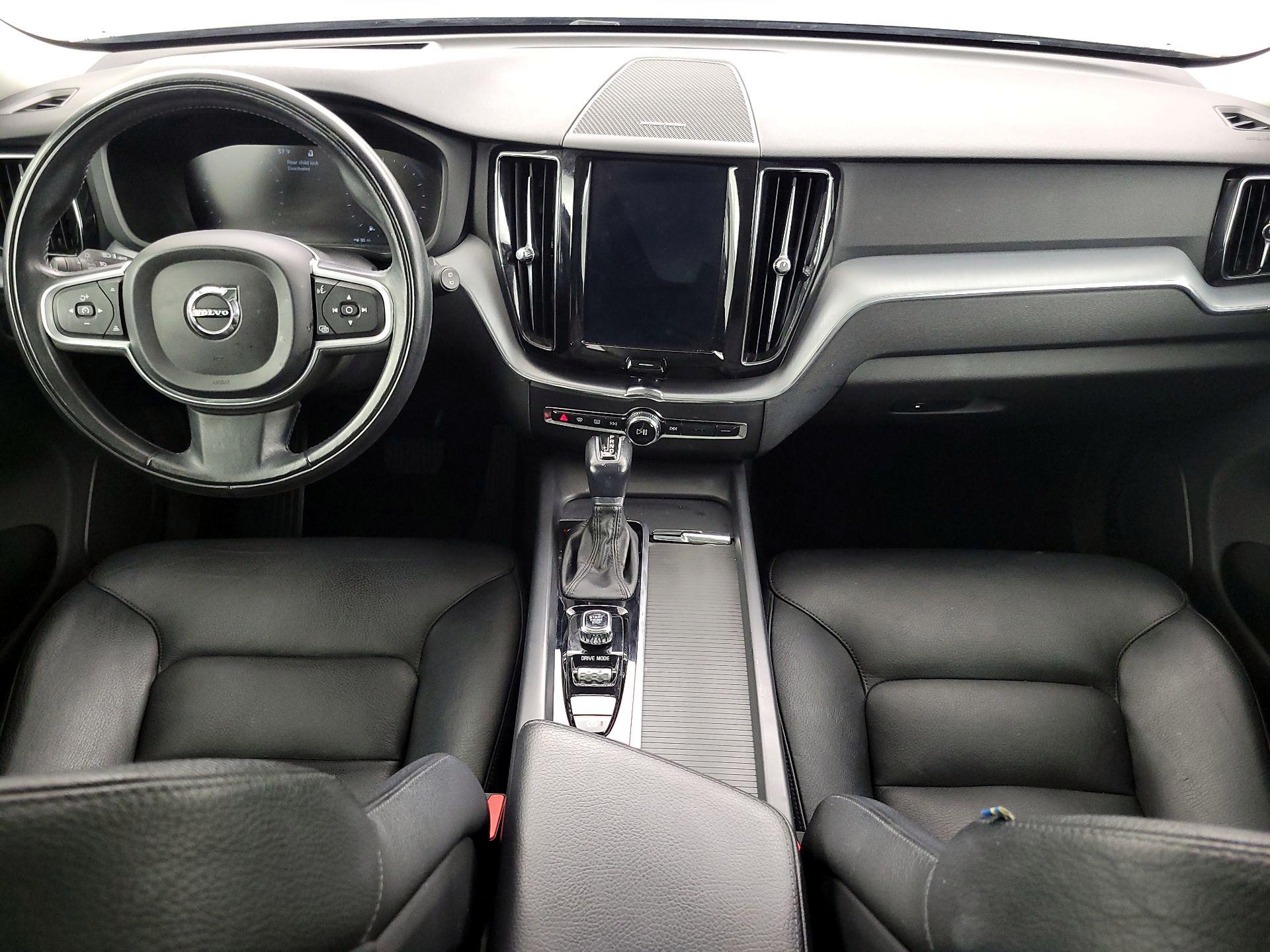 Thumbnail: 2019 Volvo XC60 - 9