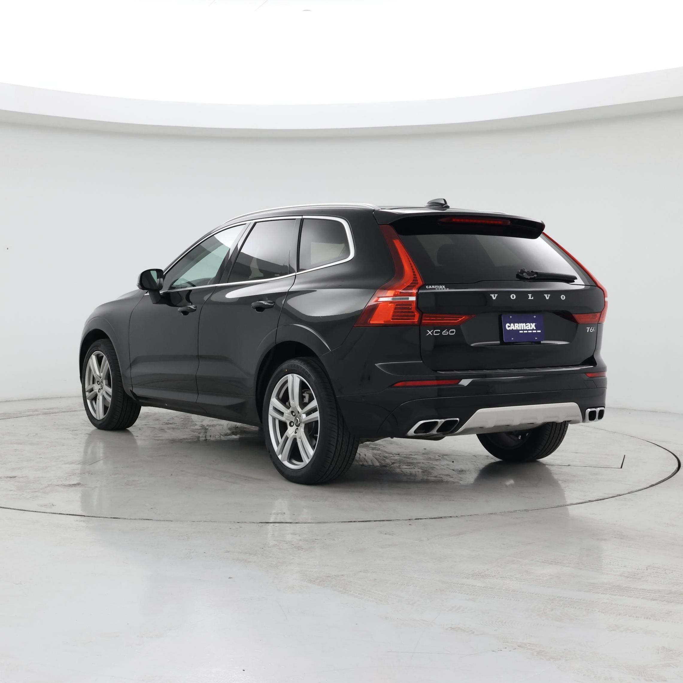 Thumbnail: 2019 Volvo XC60 - 2