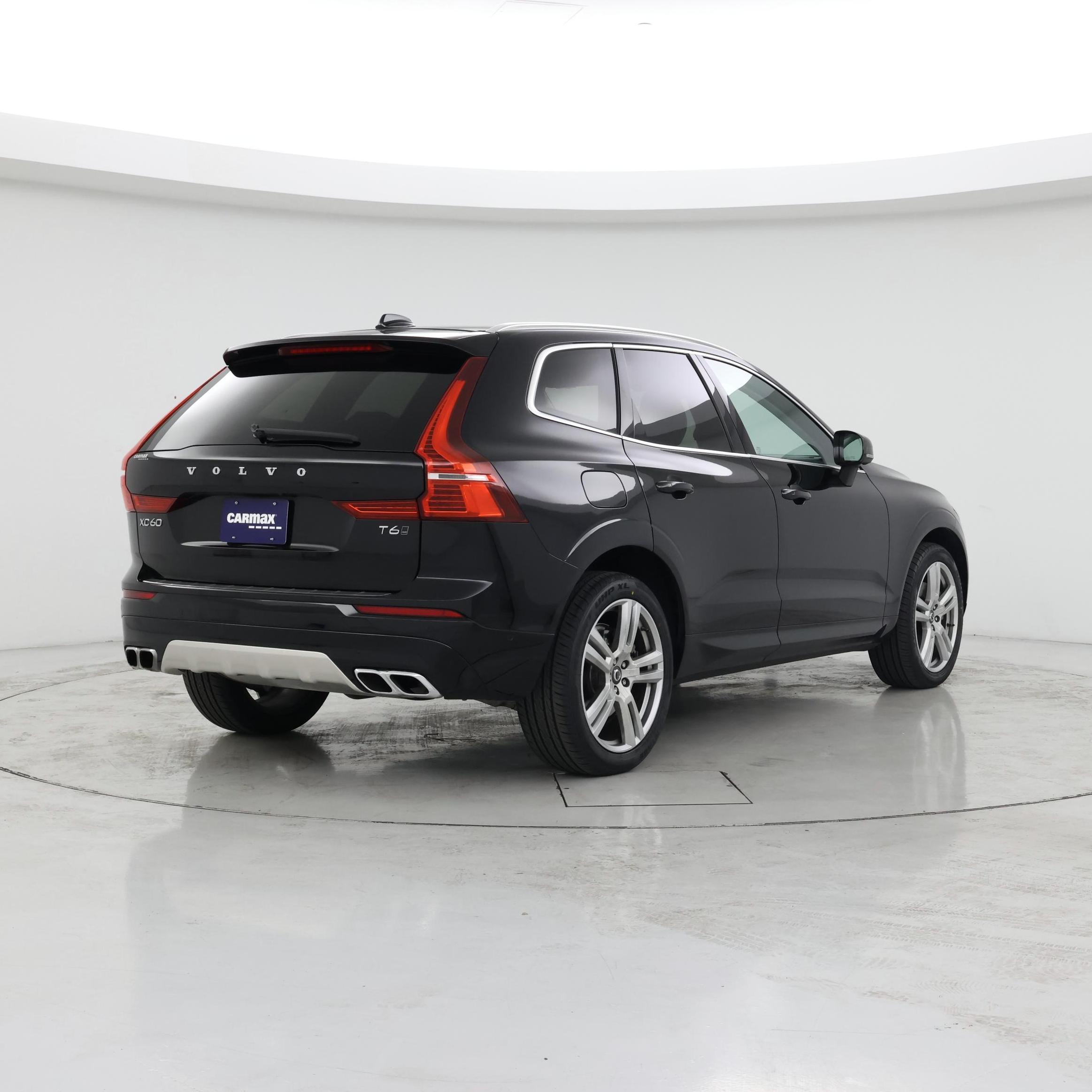 Thumbnail: 2019 Volvo XC60 - 8