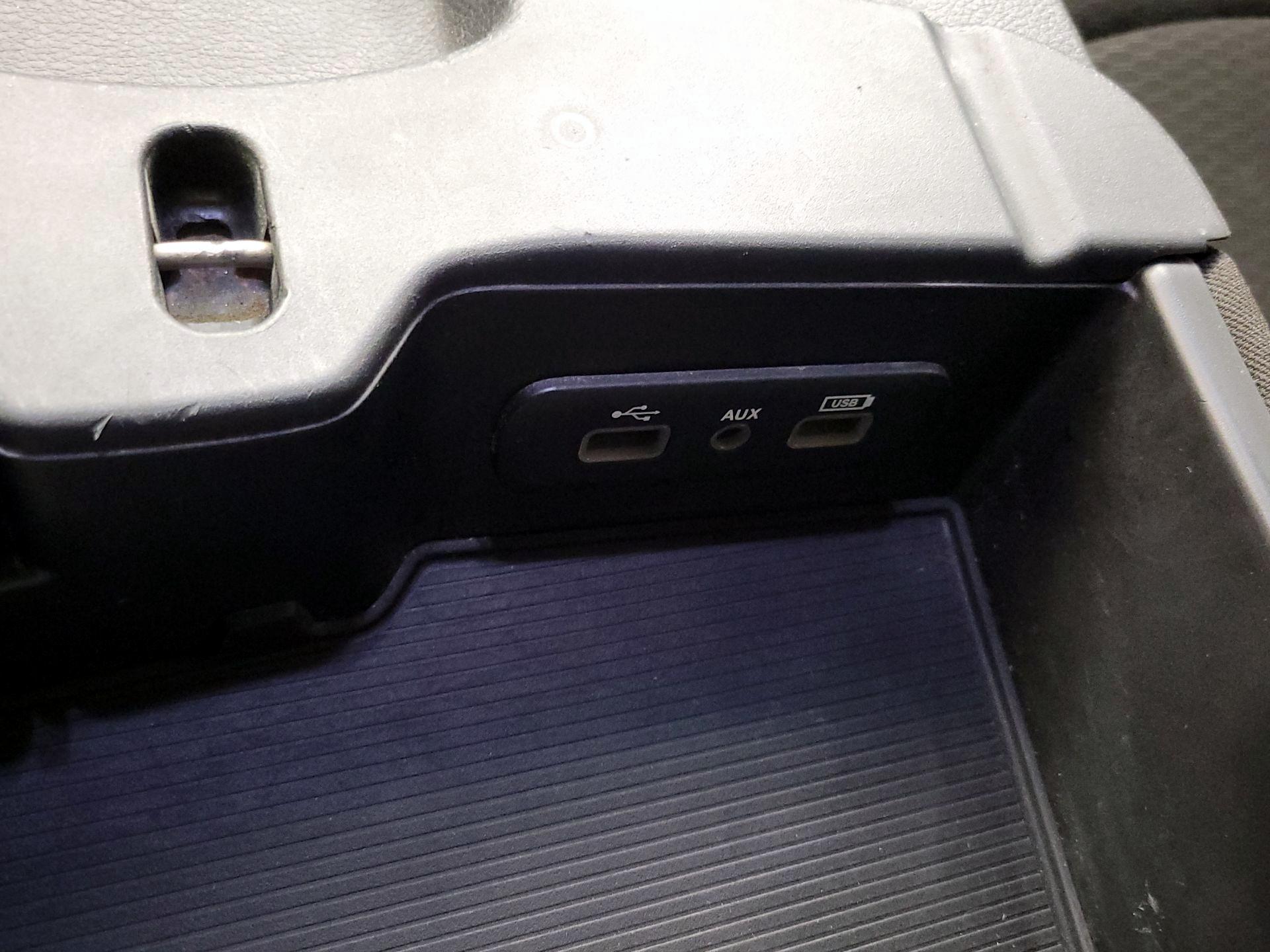 Thumbnail: 2020 RAM 1500 Classic - 18