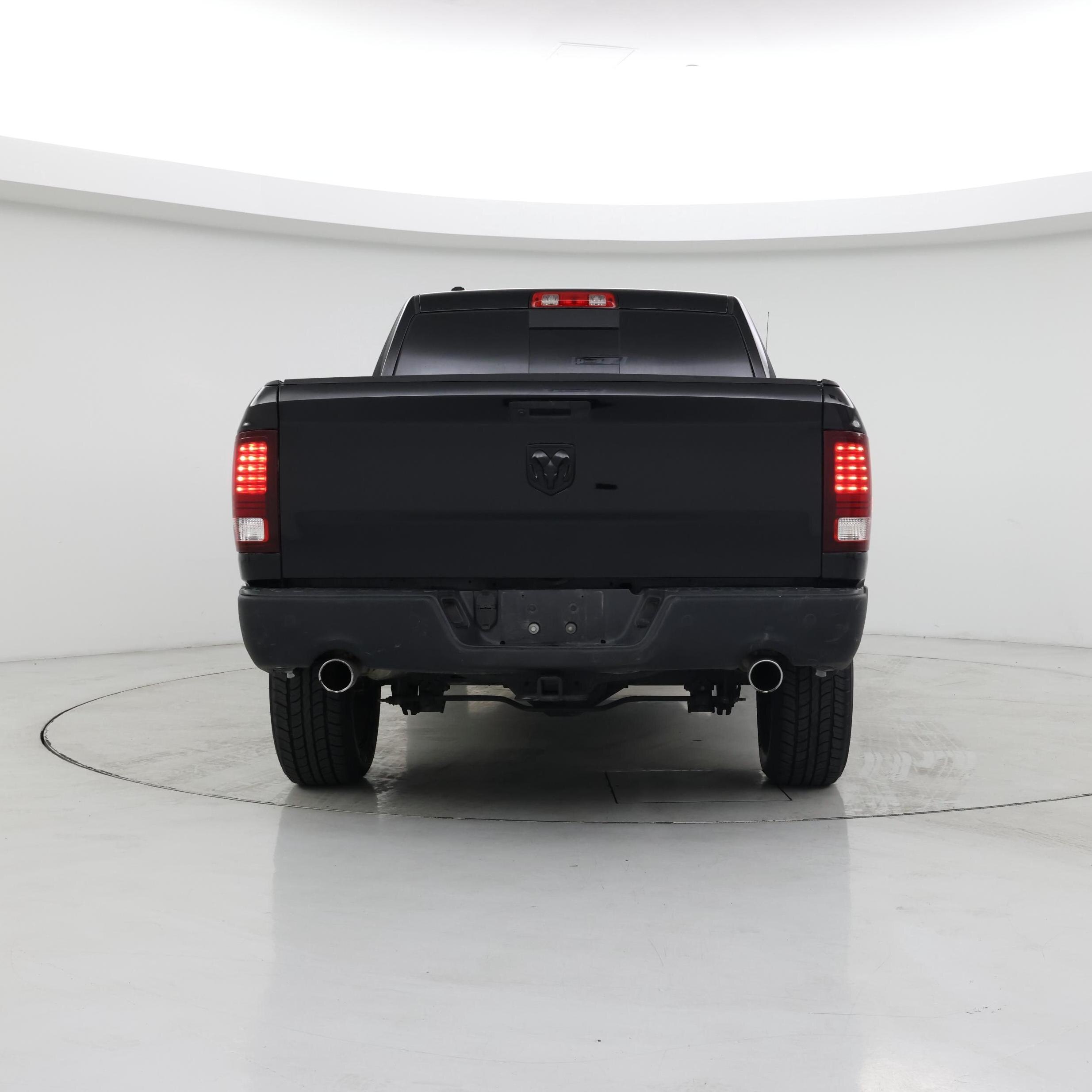 Thumbnail: 2020 RAM 1500 Classic - 6