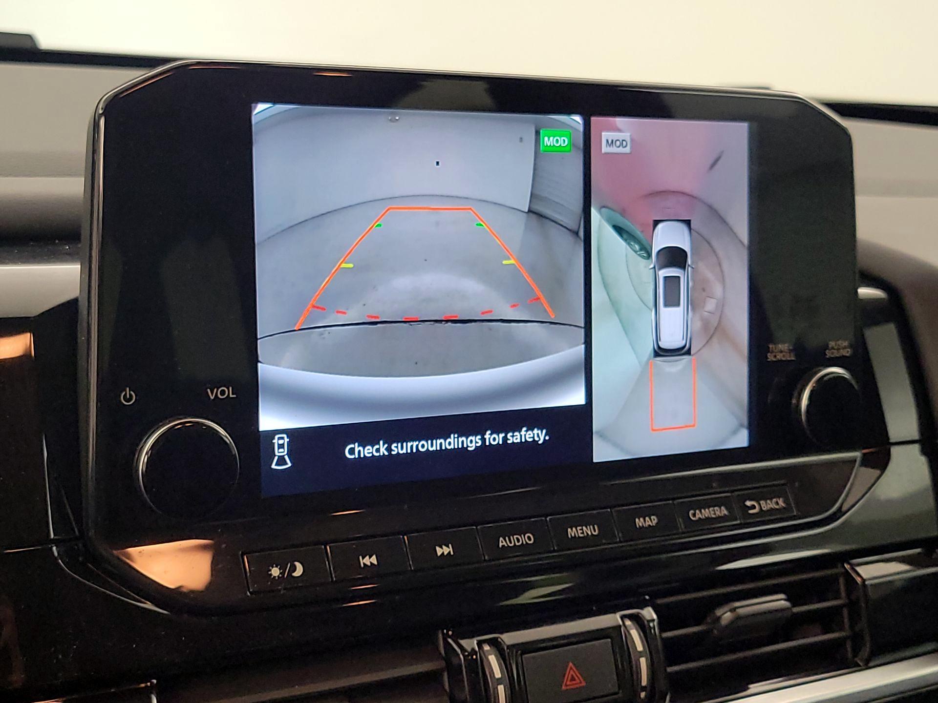 Thumbnail: 2022 Nissan Pathfinder - 15