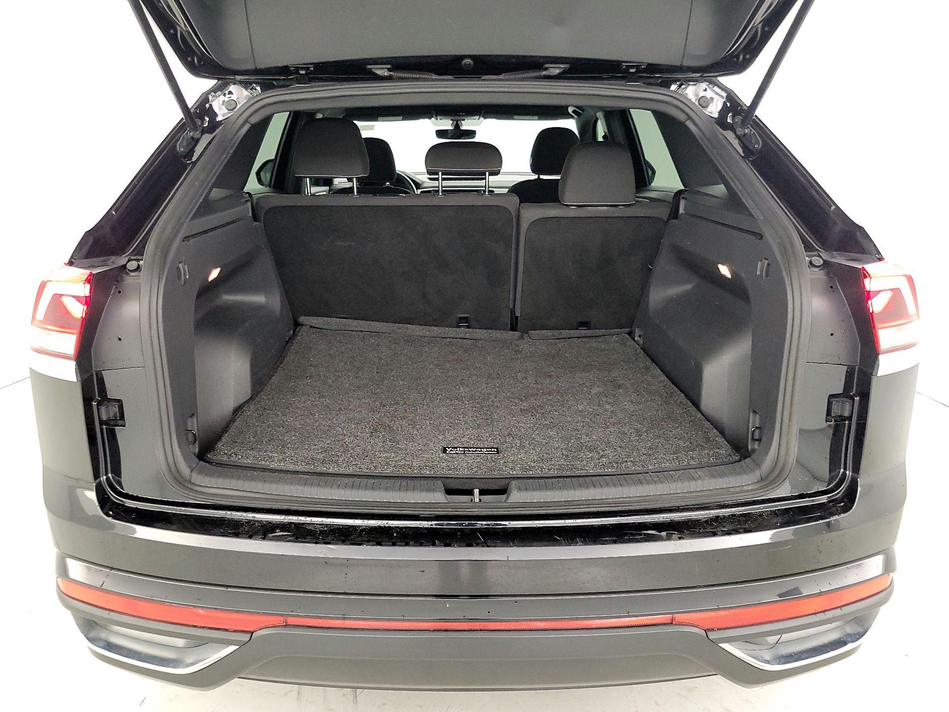 Thumbnail: 2021 Volkswagen Atlas - 20