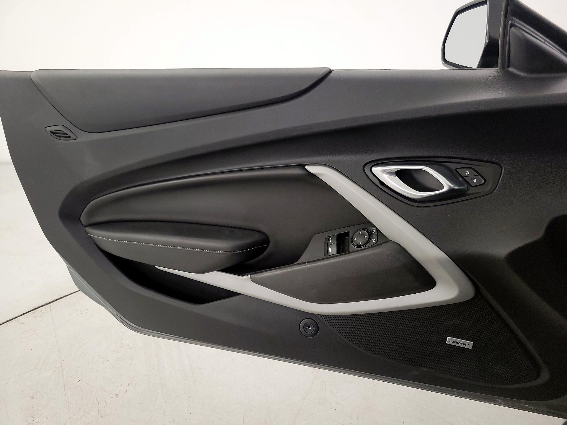 Thumbnail: 2019 Chevrolet Camaro - 12