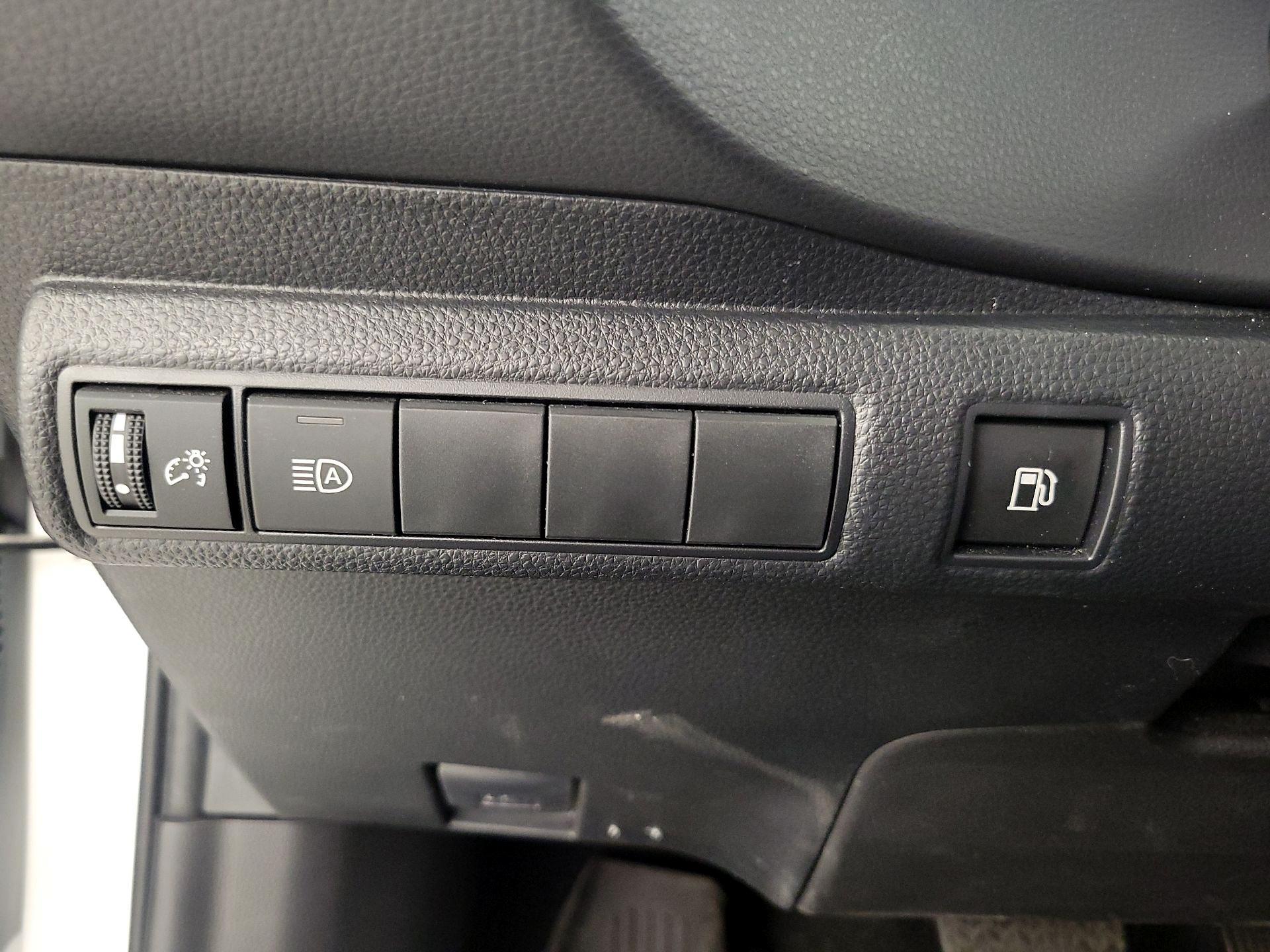 Thumbnail: 2024 Toyota Corolla - 13