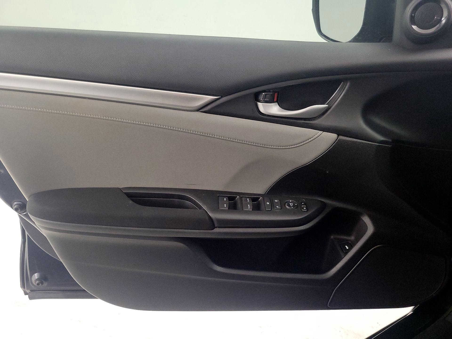 Thumbnail: 2018 Honda Civic - 12