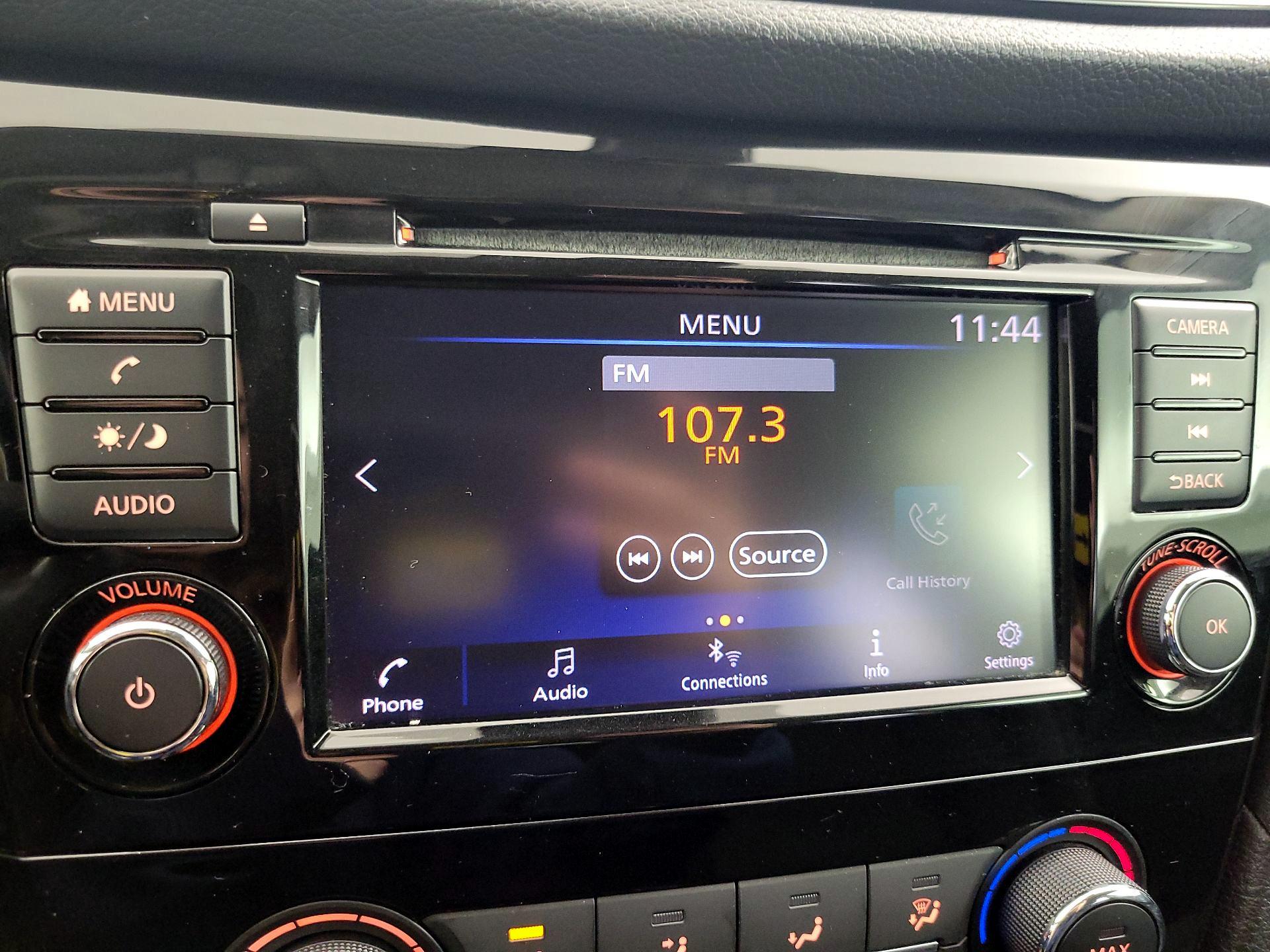 Thumbnail: 2019 Nissan Rogue - 15