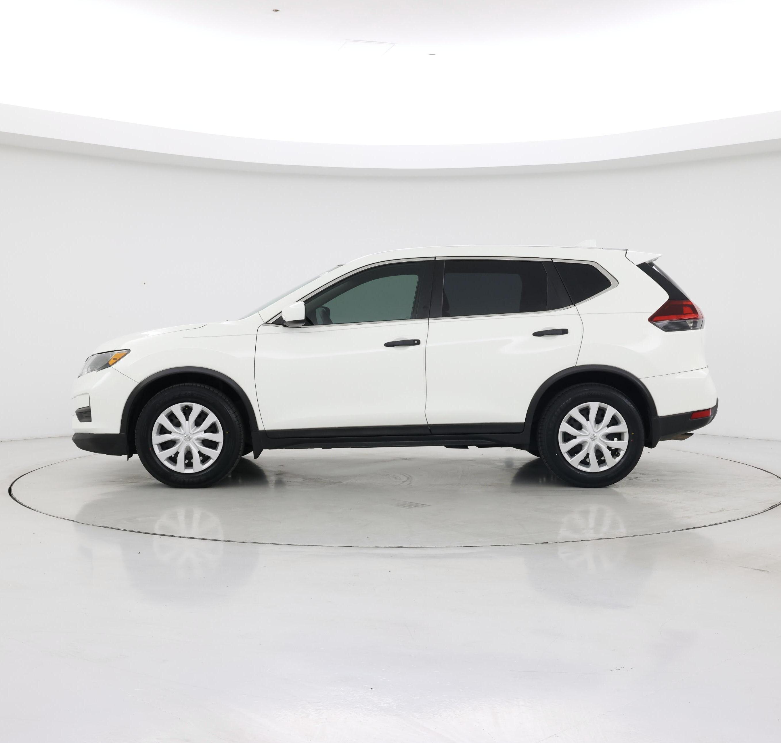 Thumbnail: 2019 Nissan Rogue - 3