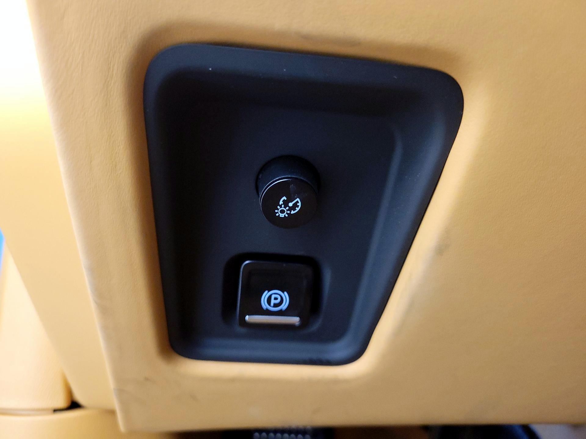 Thumbnail: 2023 Chevrolet Corvette - 13