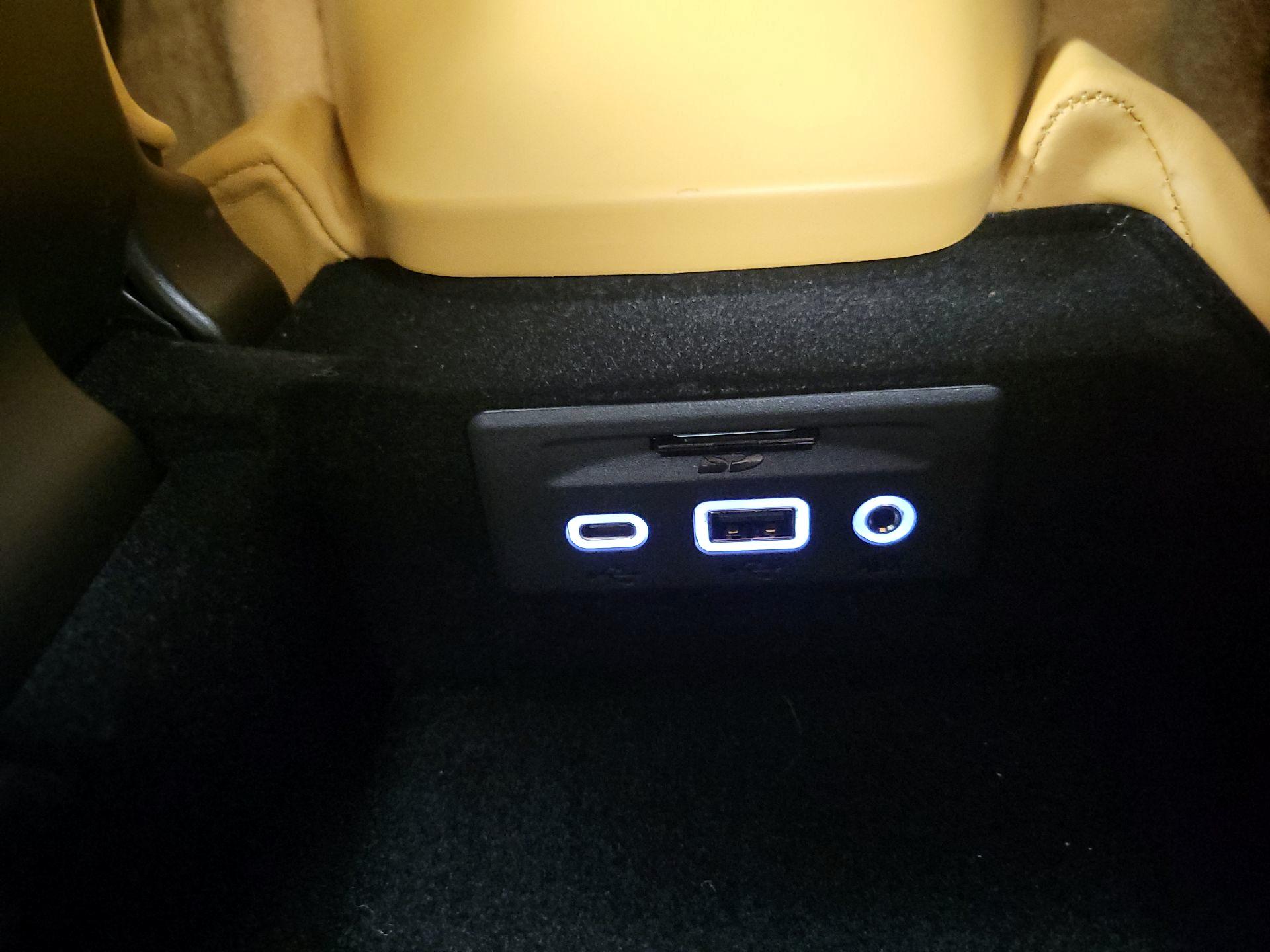 Thumbnail: 2023 Chevrolet Corvette - 19