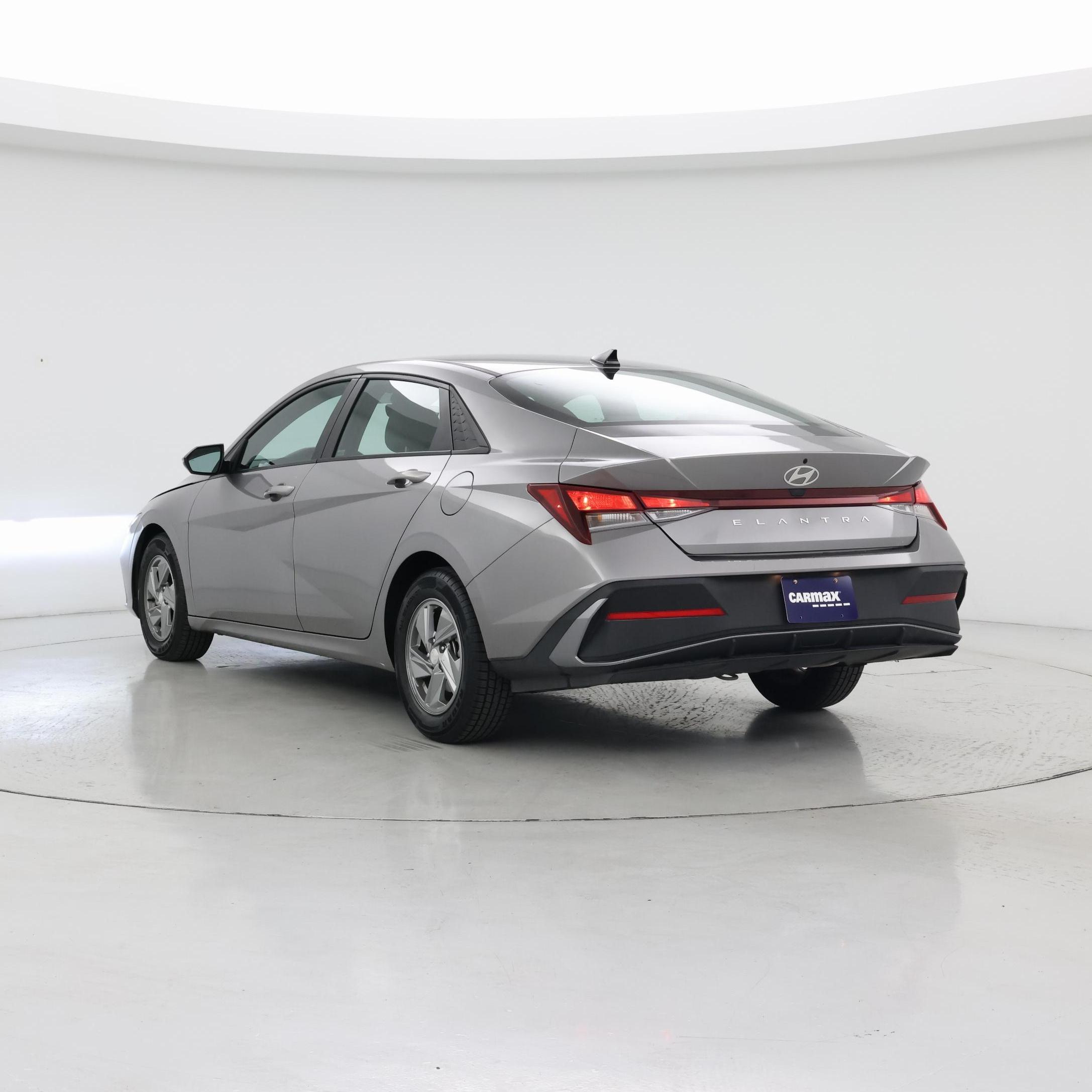 Thumbnail: 2024 Hyundai Elantra - 2