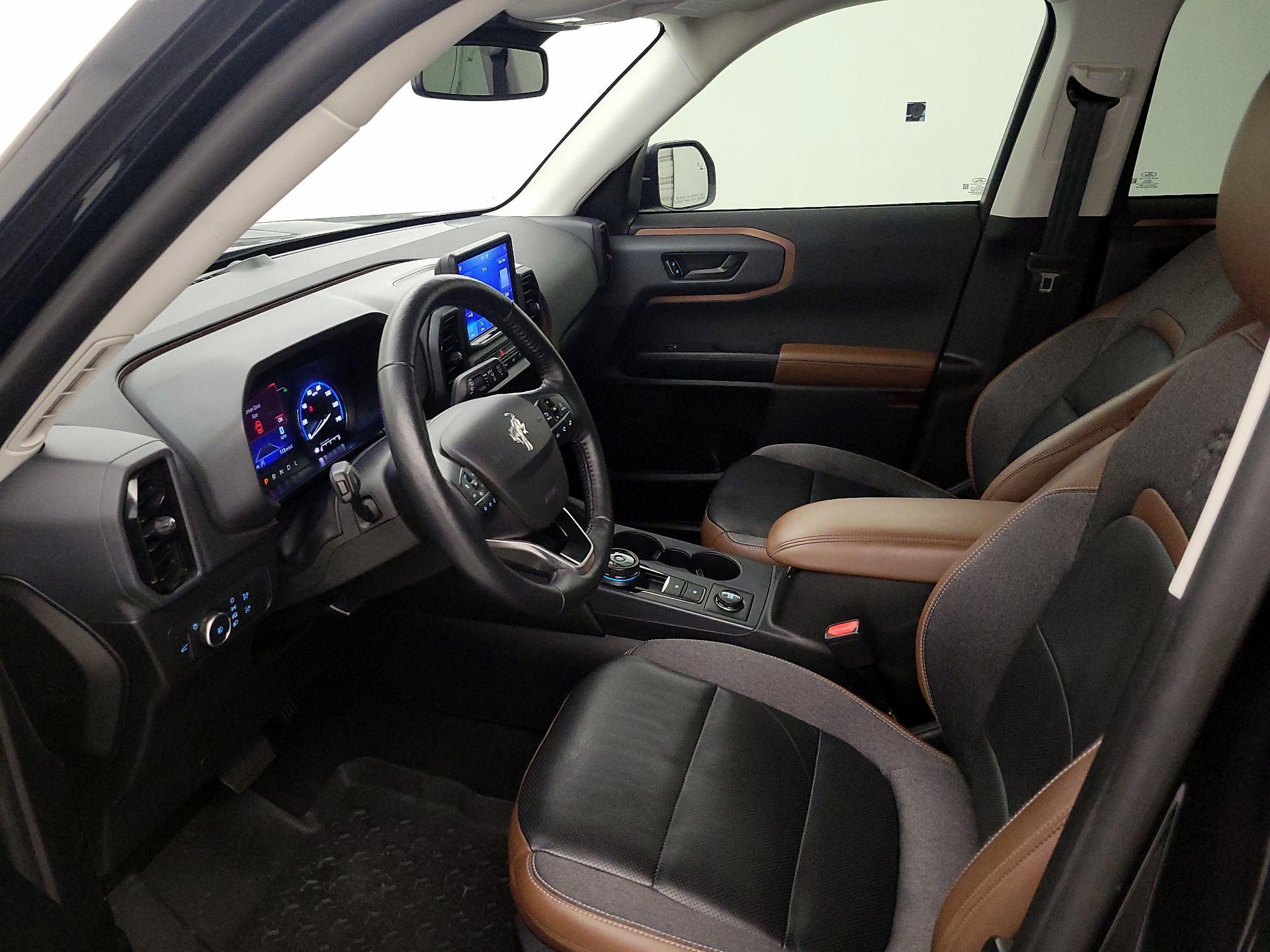 Thumbnail: 2022 Ford Bronco Sport - 11