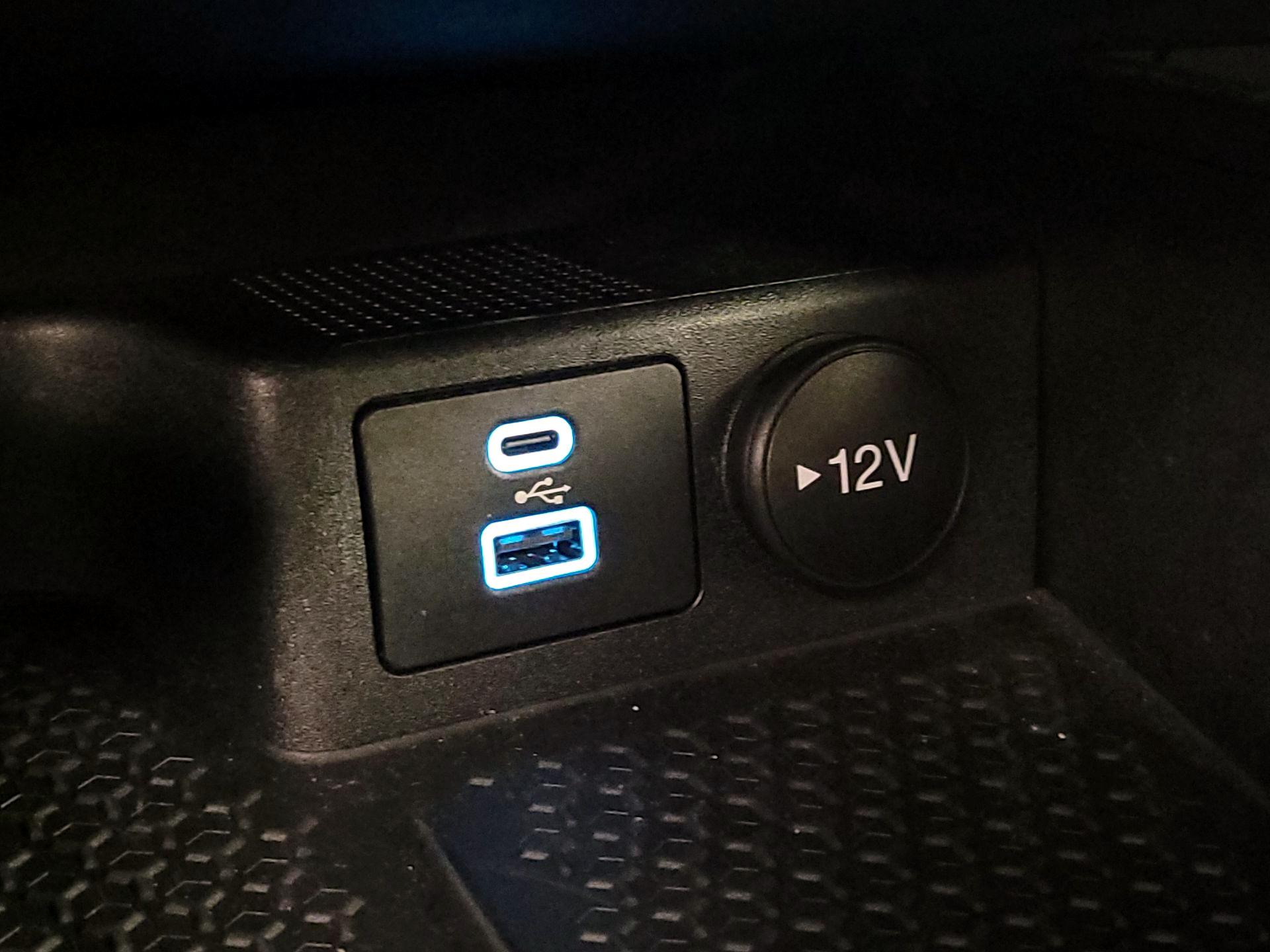 Thumbnail: 2022 Ford Bronco Sport - 18