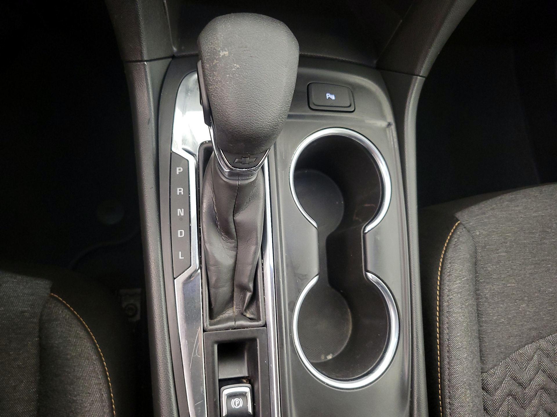 Thumbnail: 2023 Chevrolet Equinox - 17