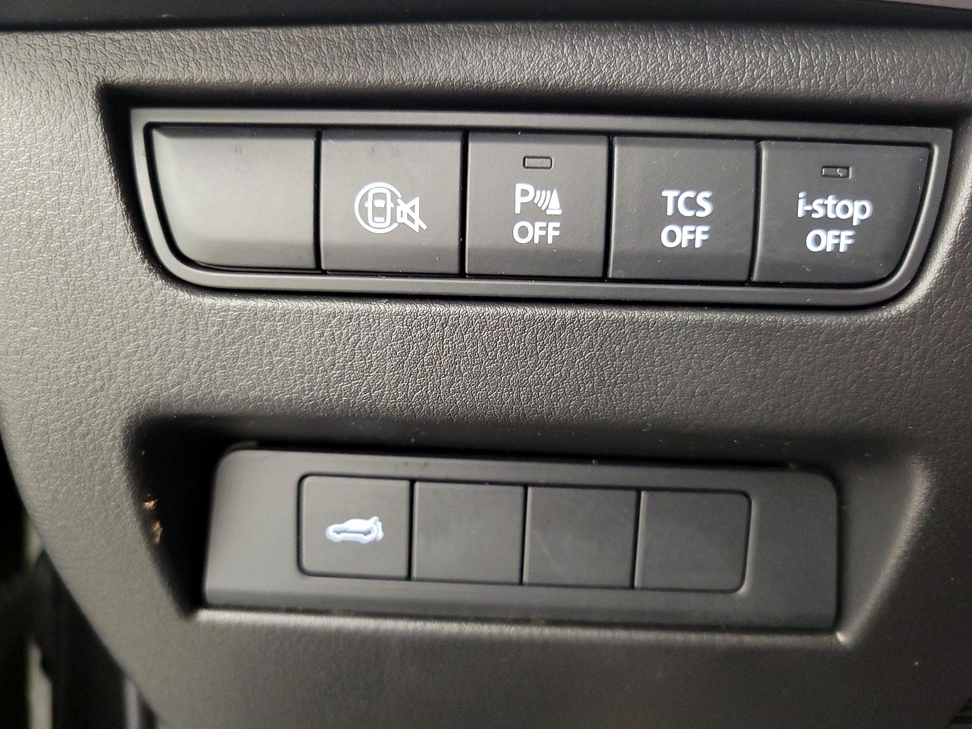 Thumbnail: 2025 Mazda CX-70 - 13