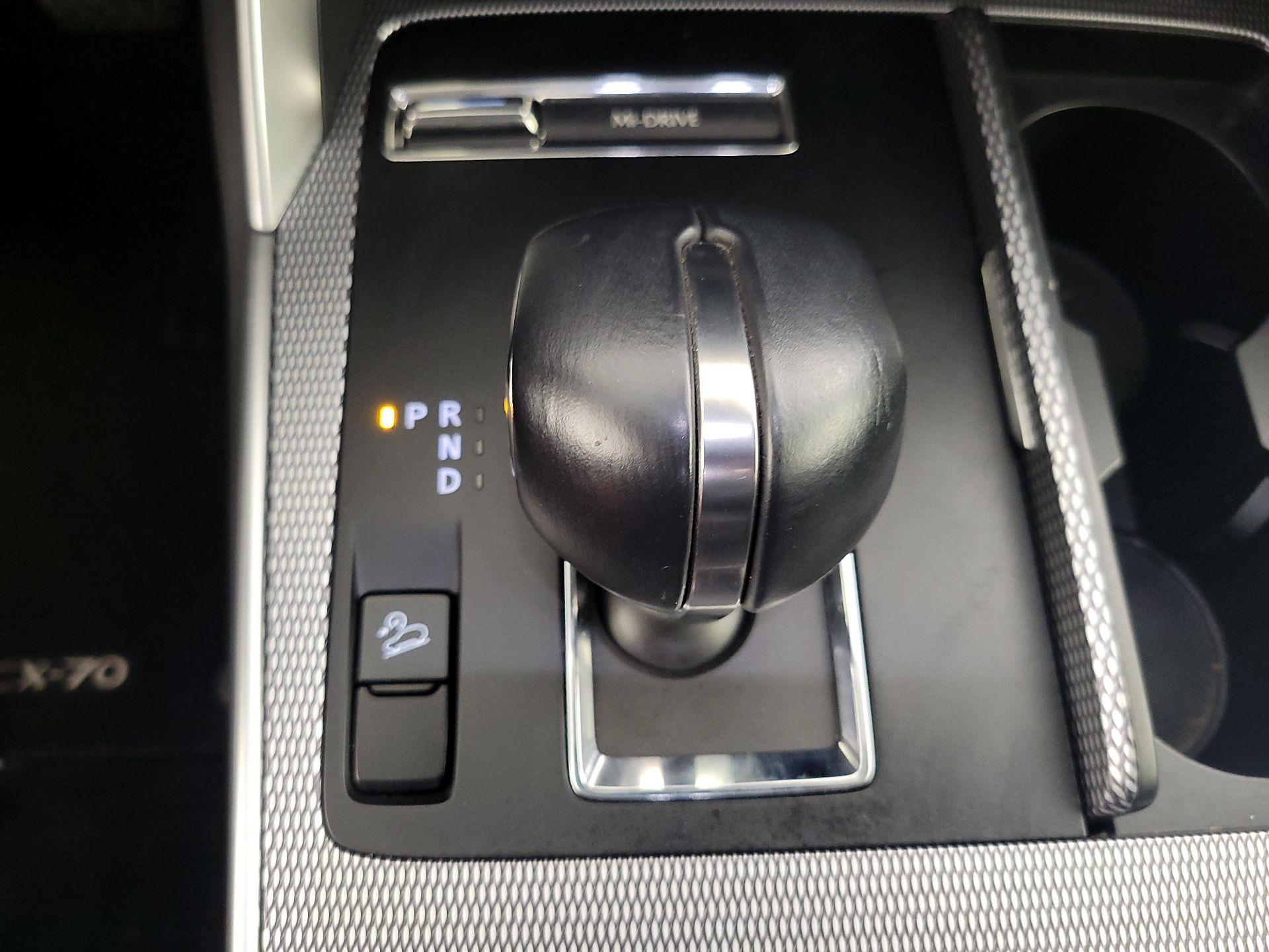 Thumbnail: 2025 Mazda CX-70 - 17