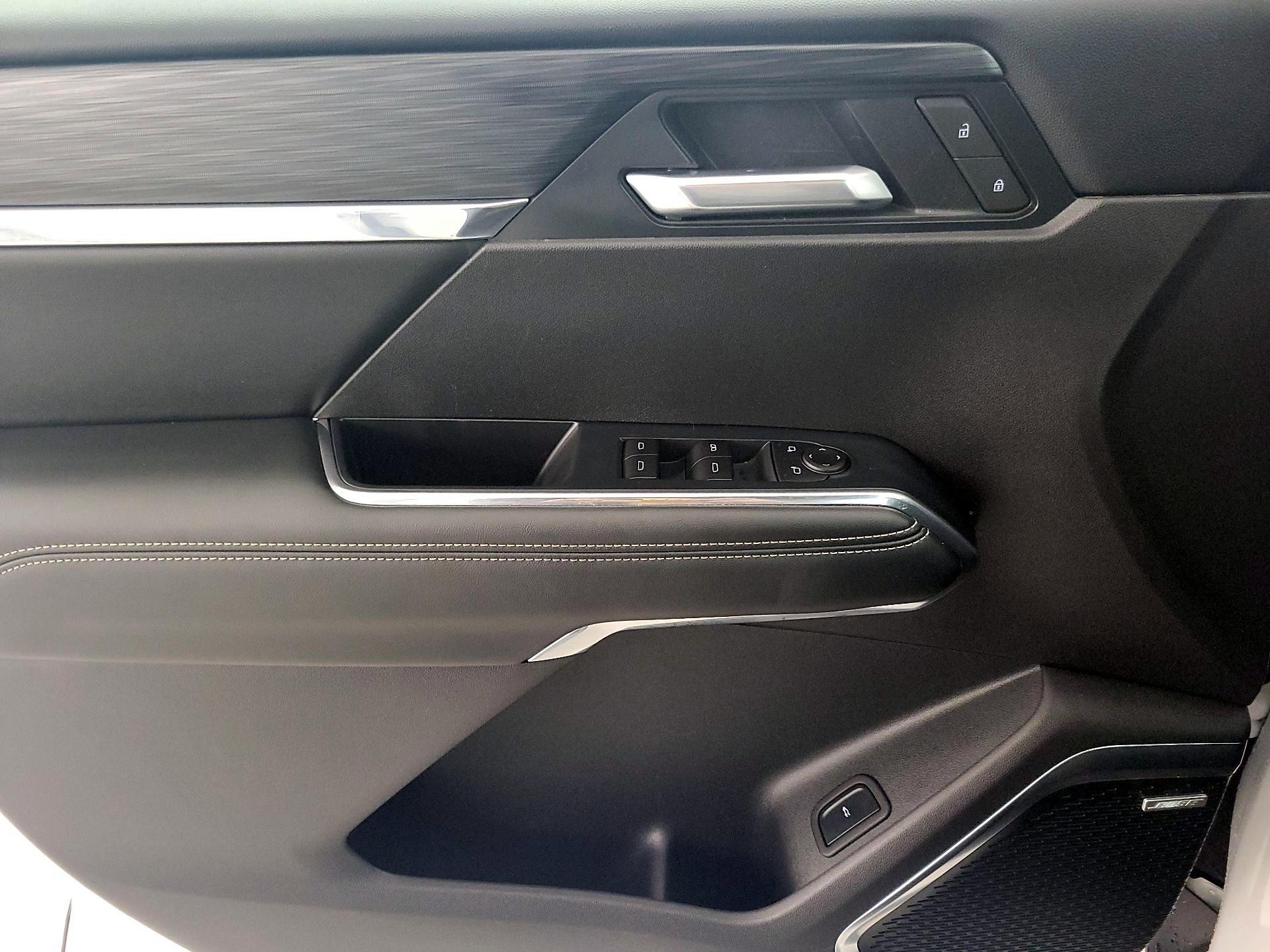 Thumbnail: 2025 GMC Acadia - 12