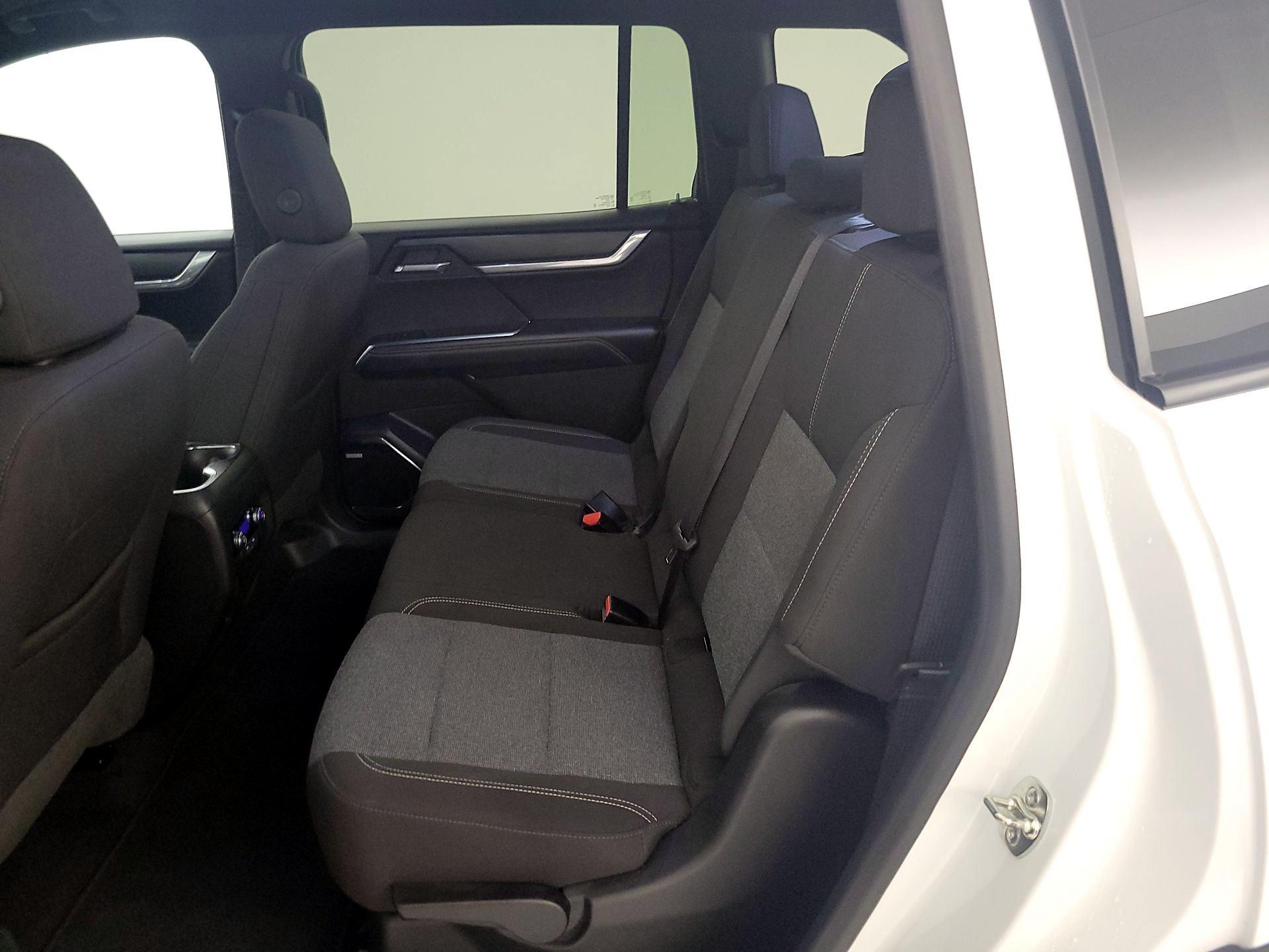 Thumbnail: 2025 GMC Acadia - 20