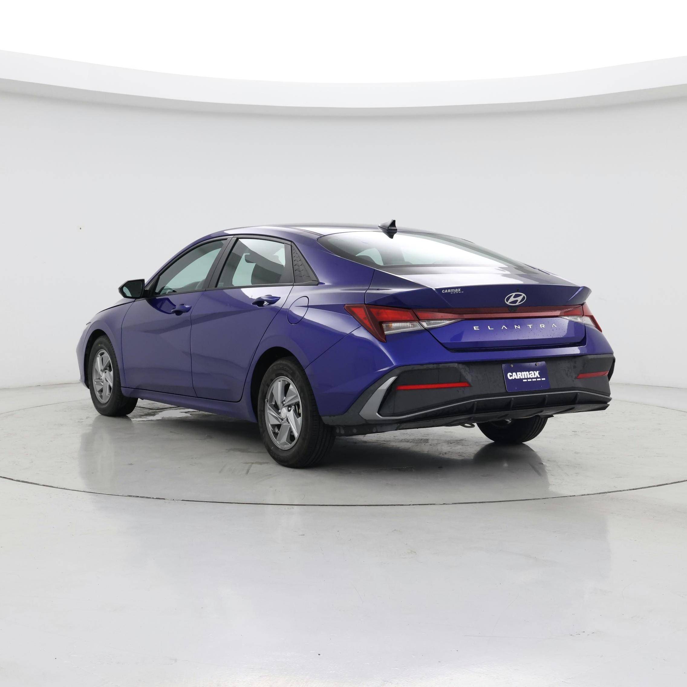 Thumbnail: 2024 Hyundai Elantra - 2