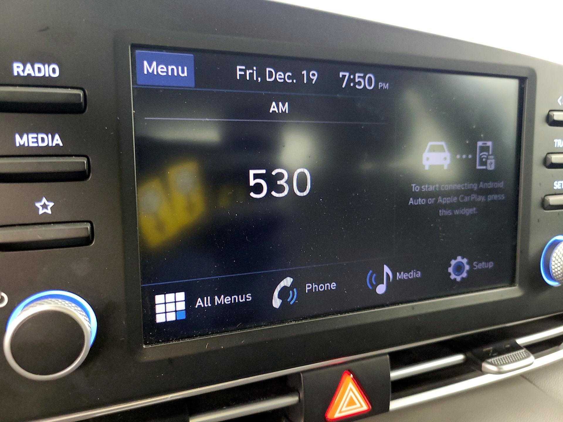 Thumbnail: 2024 Hyundai Elantra - 15