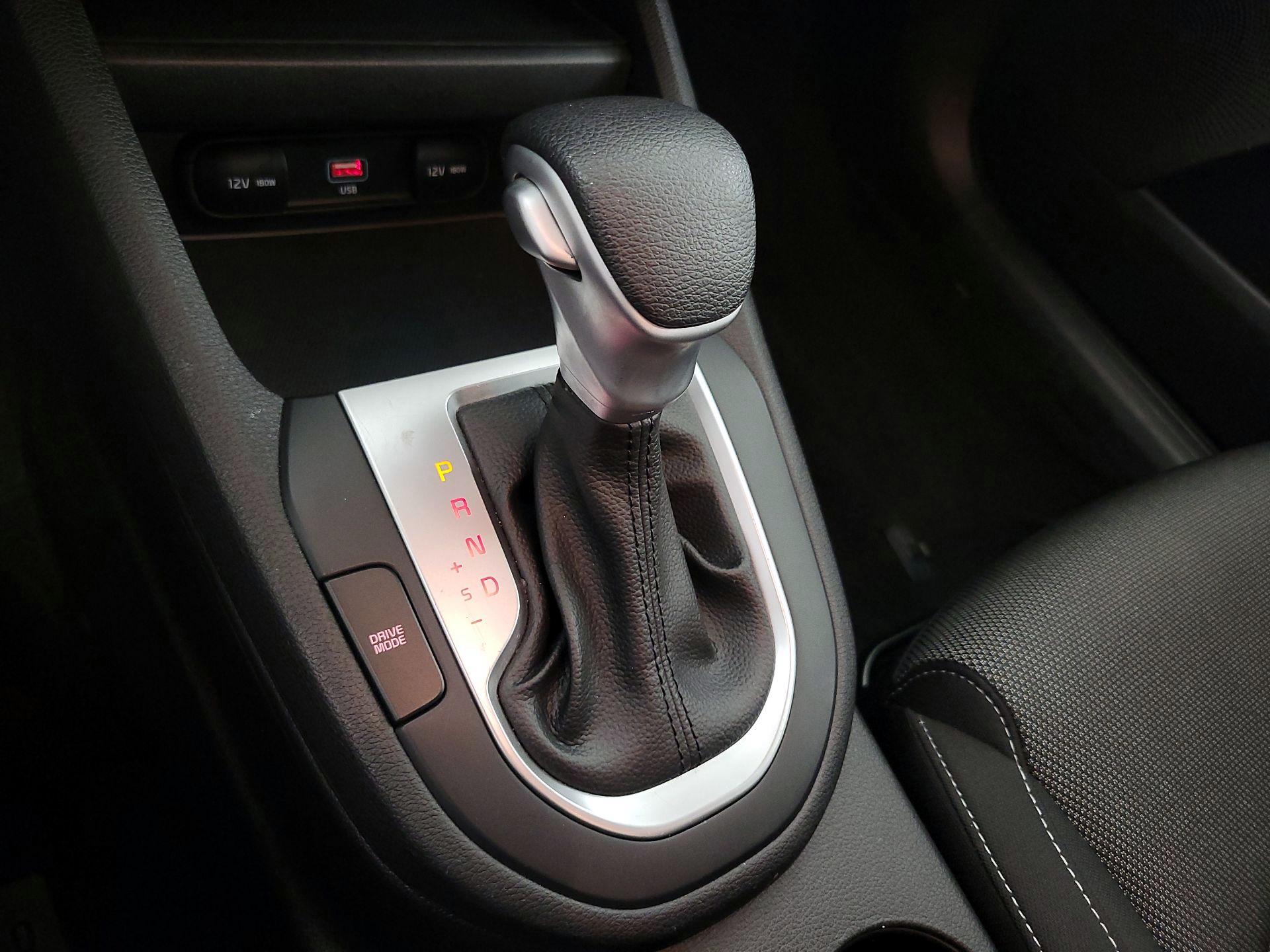 Thumbnail: 2023 Kia Forte - 17