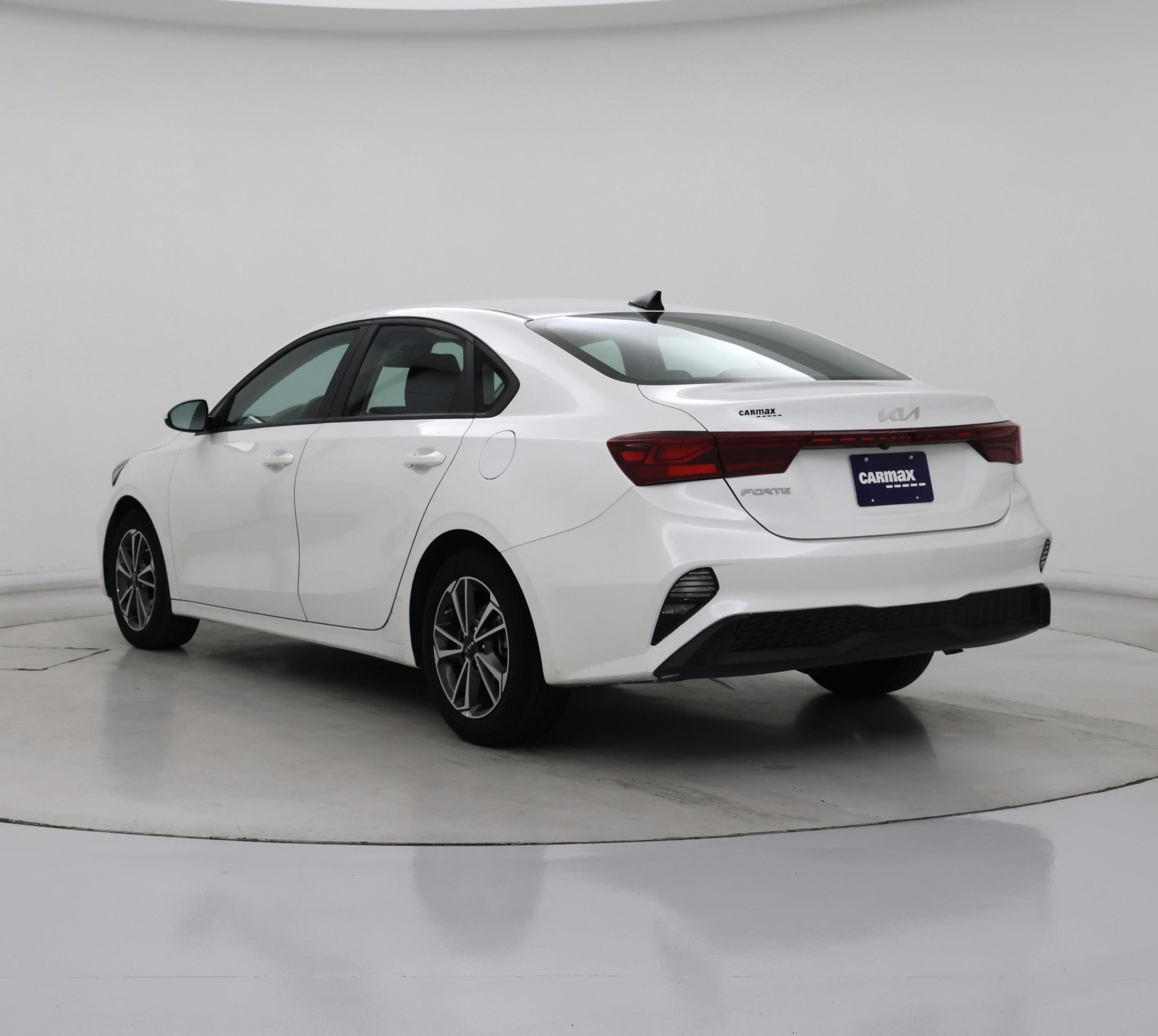 Thumbnail: 2023 Kia Forte - 2